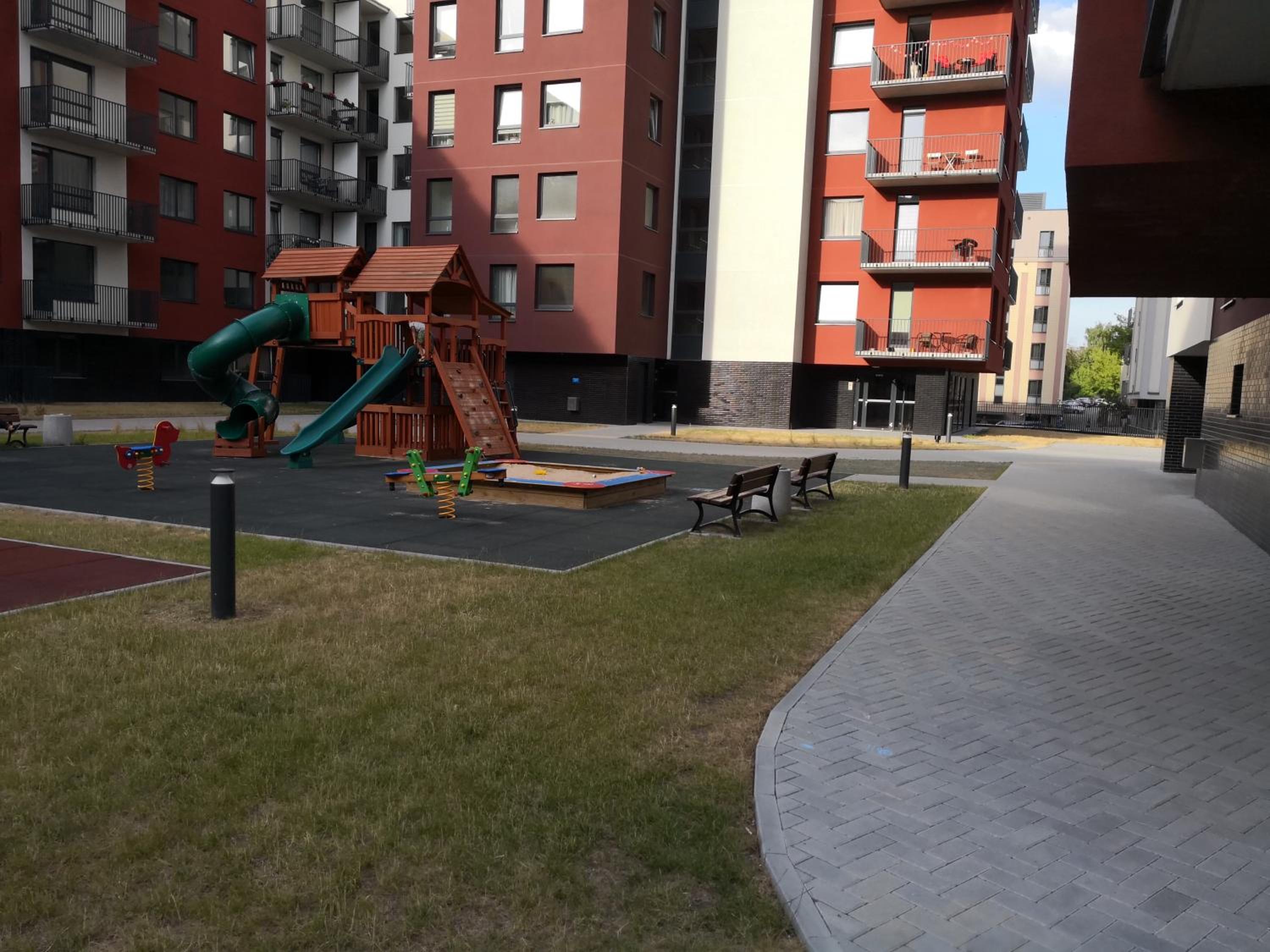Photo 19