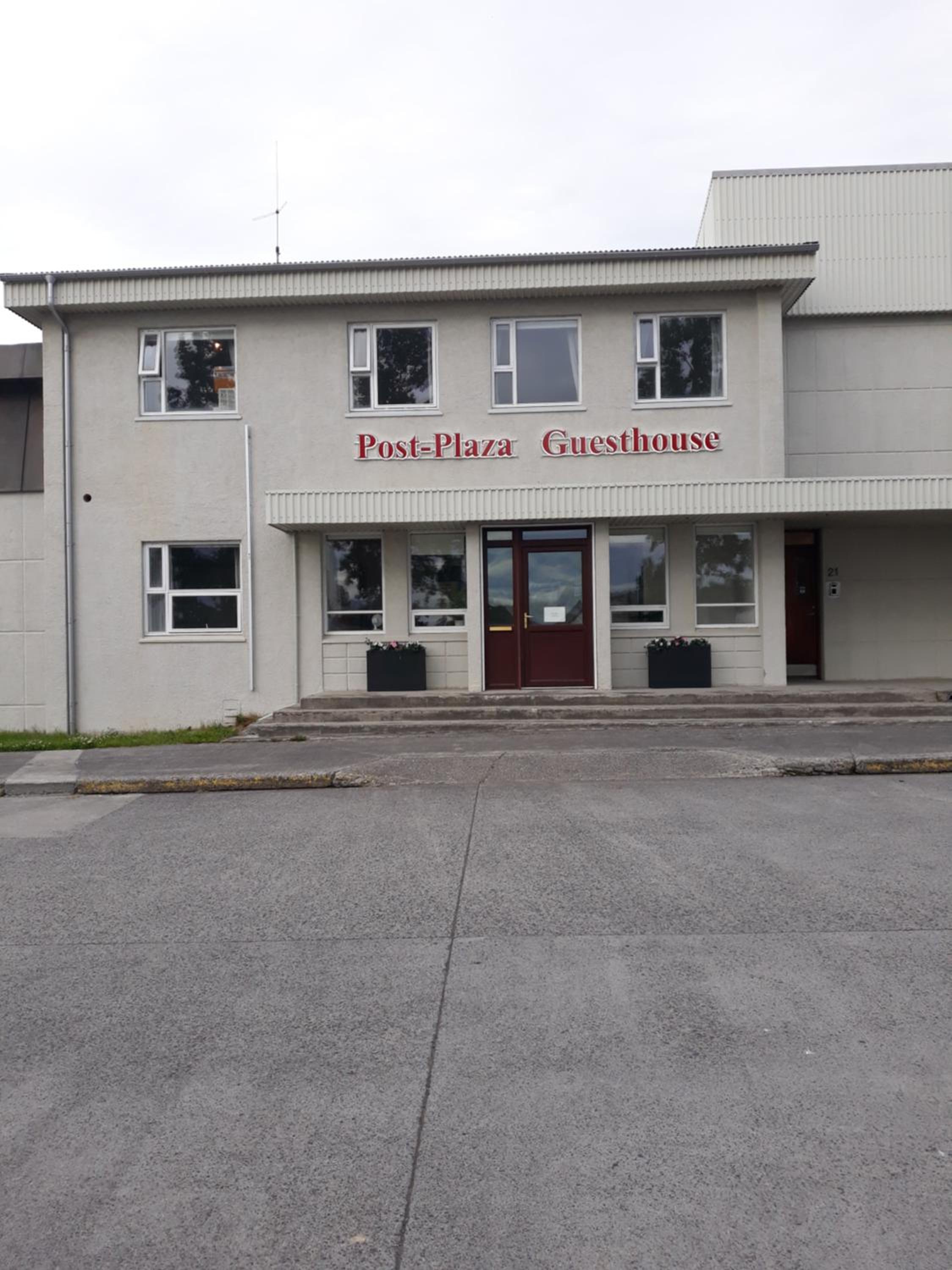 Post-Plaza Guesthouse
