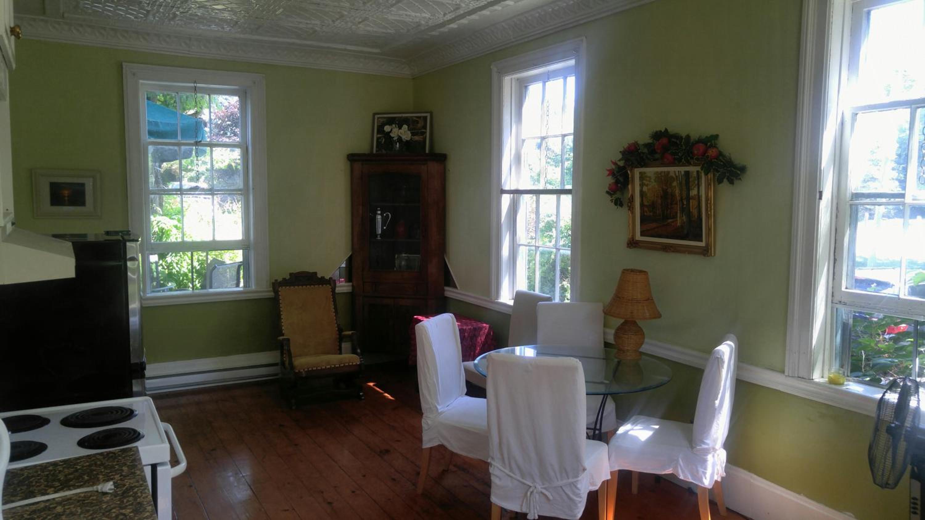 Port Albert Inn