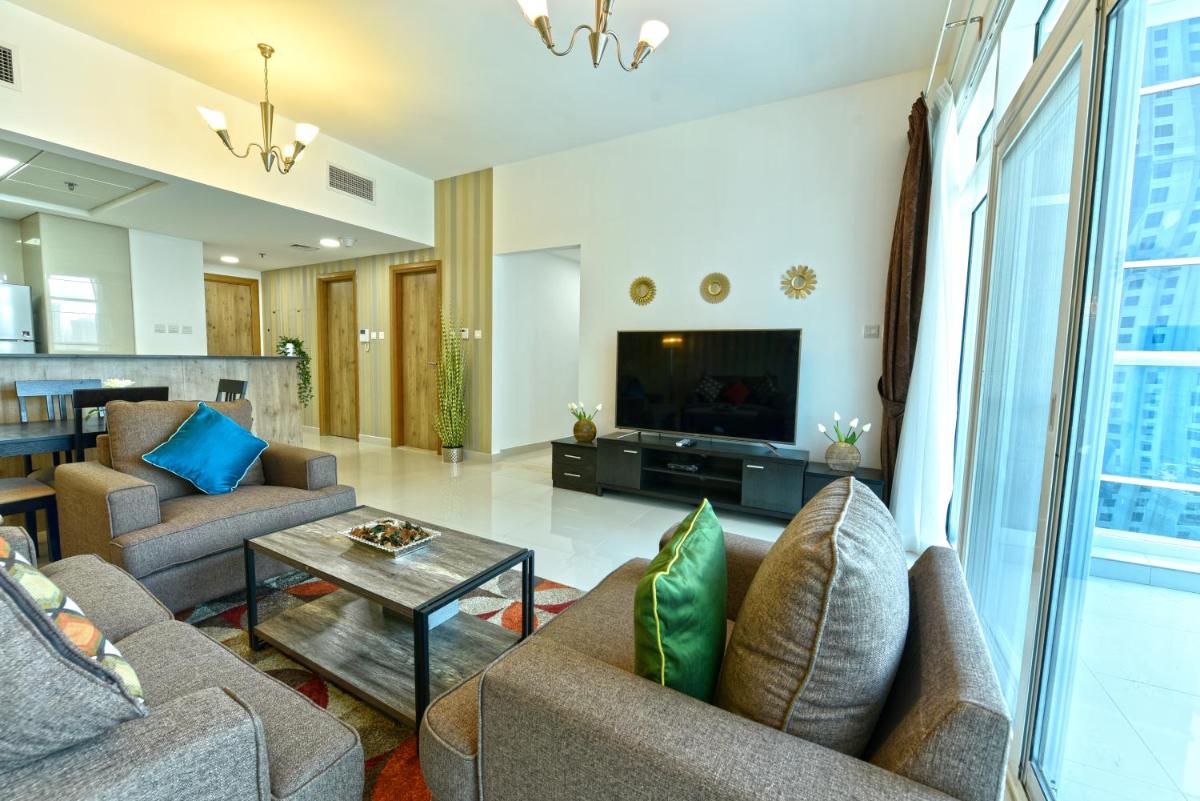 Golden Stay Vacation Homes continental tower marina