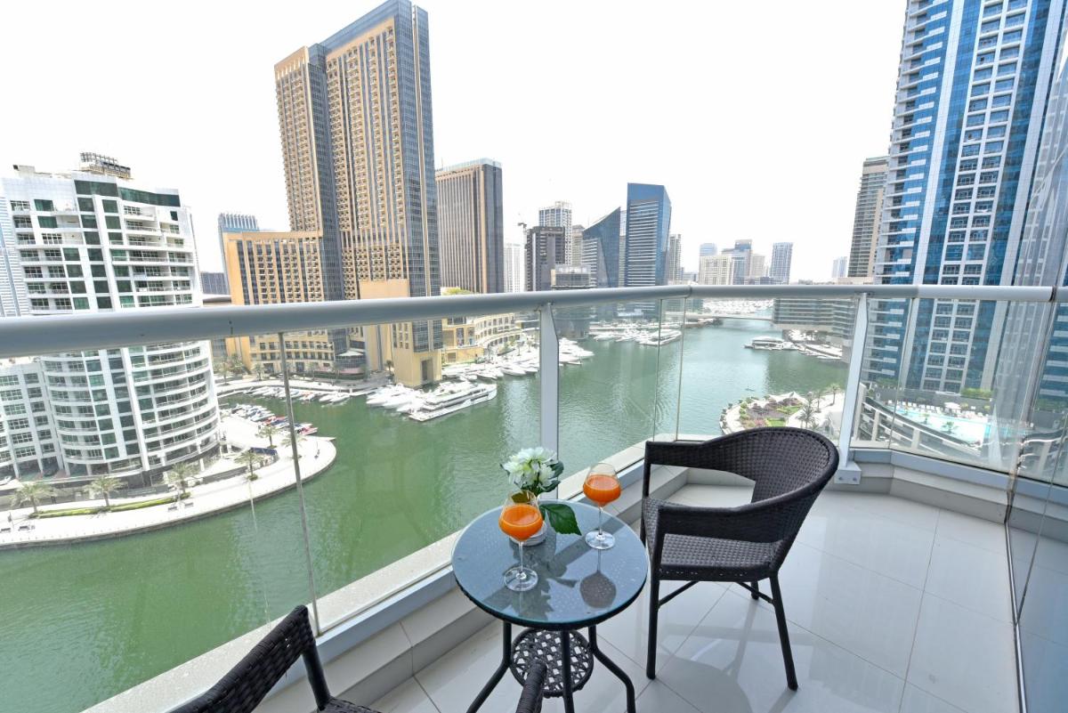Golden Stay Vacation Homes continental tower marina