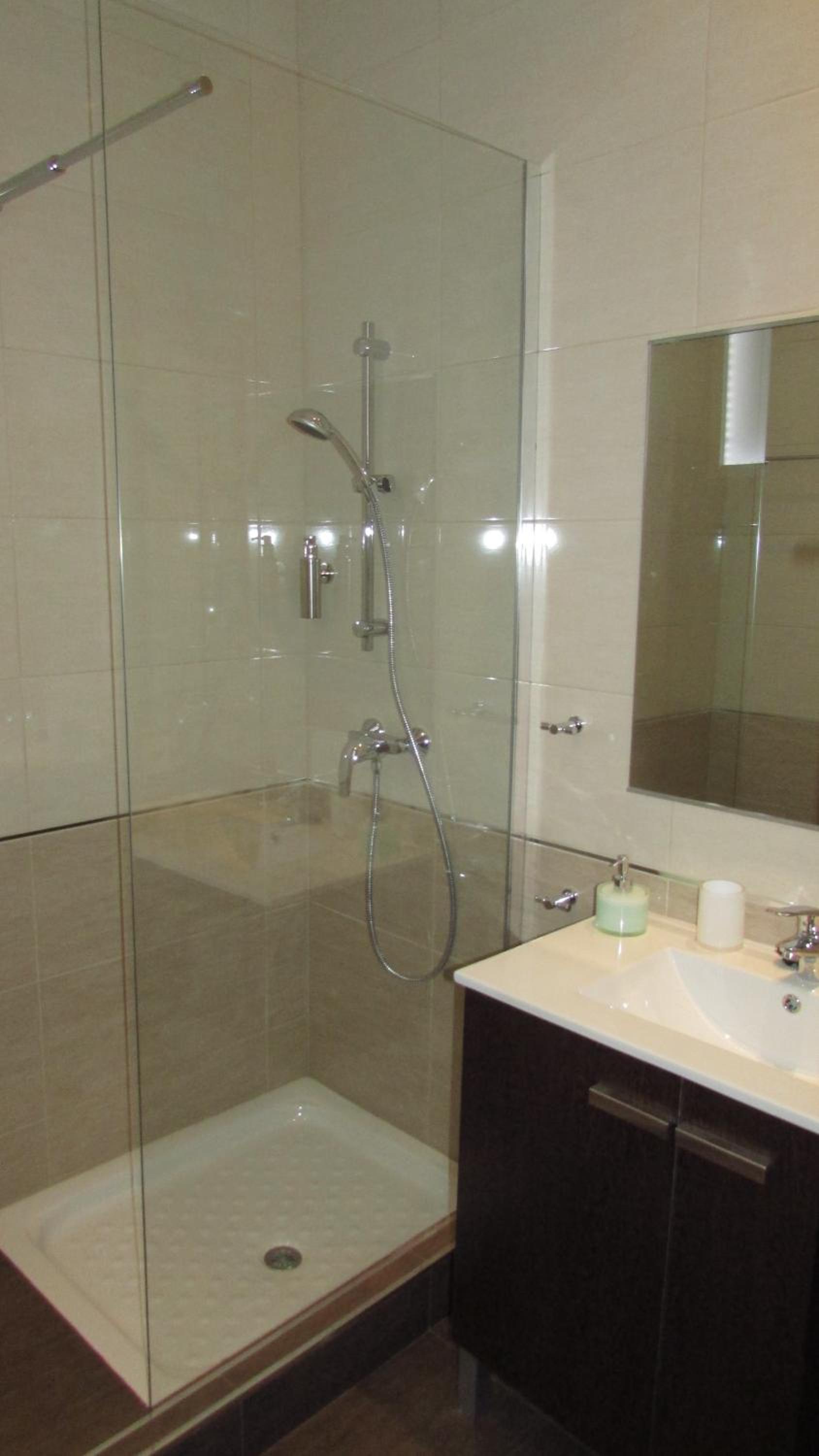 Casa Cosy en Valencia — bathroom