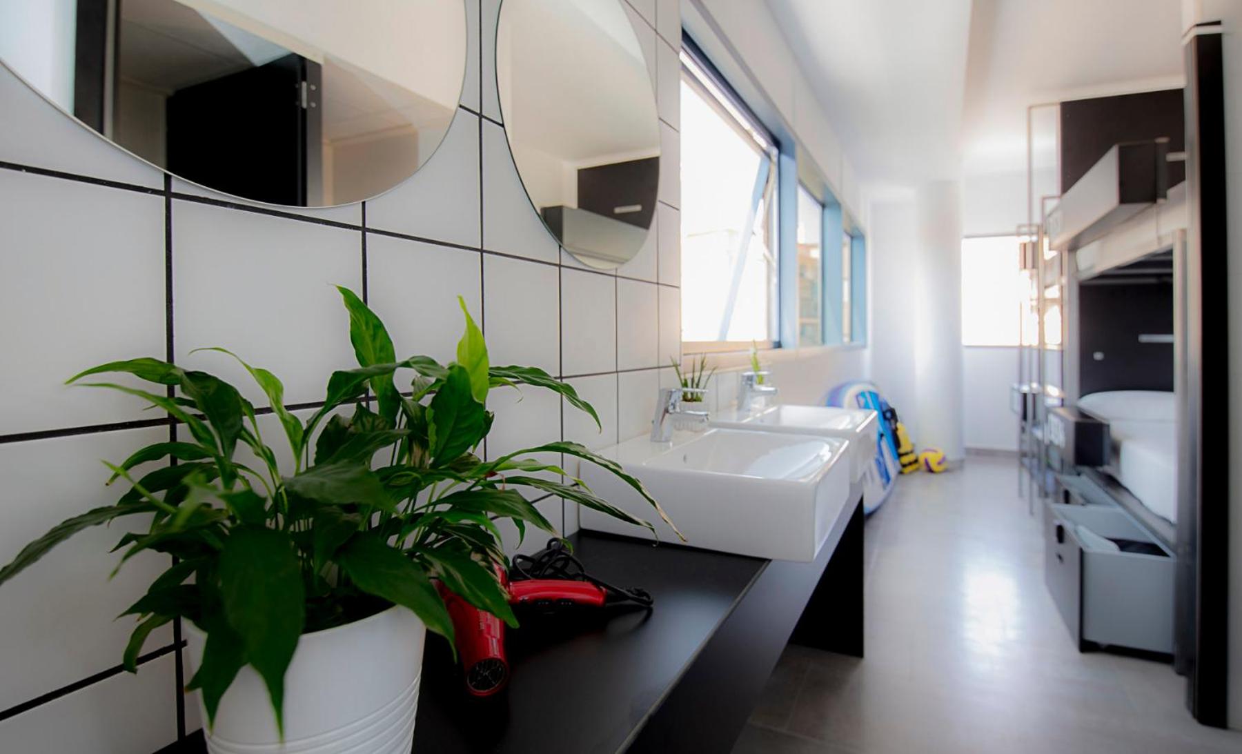 Bea Beach Hostel