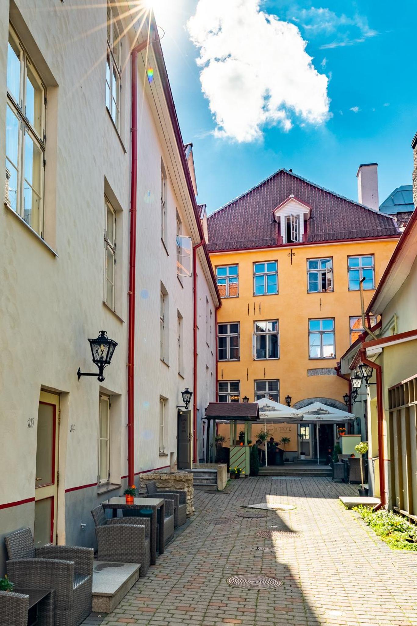 Tallinn Vacations - Meriton Old Town Garden Hotel - Property Image 39