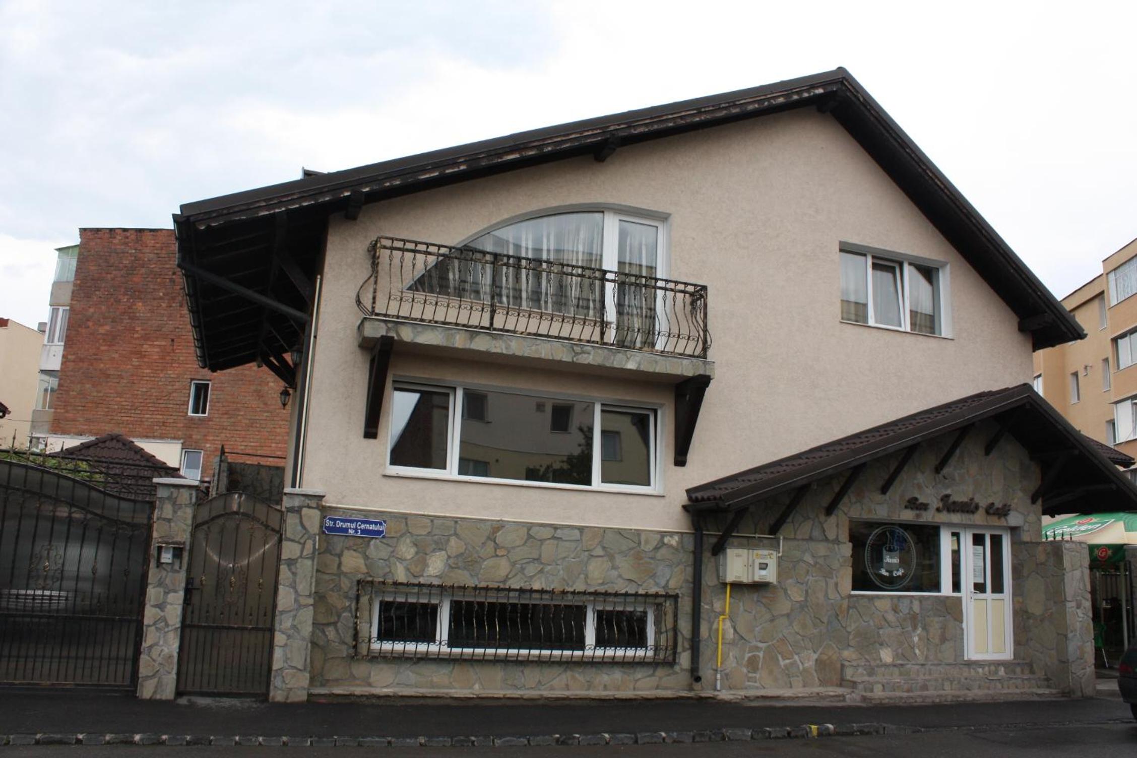 Photo 27