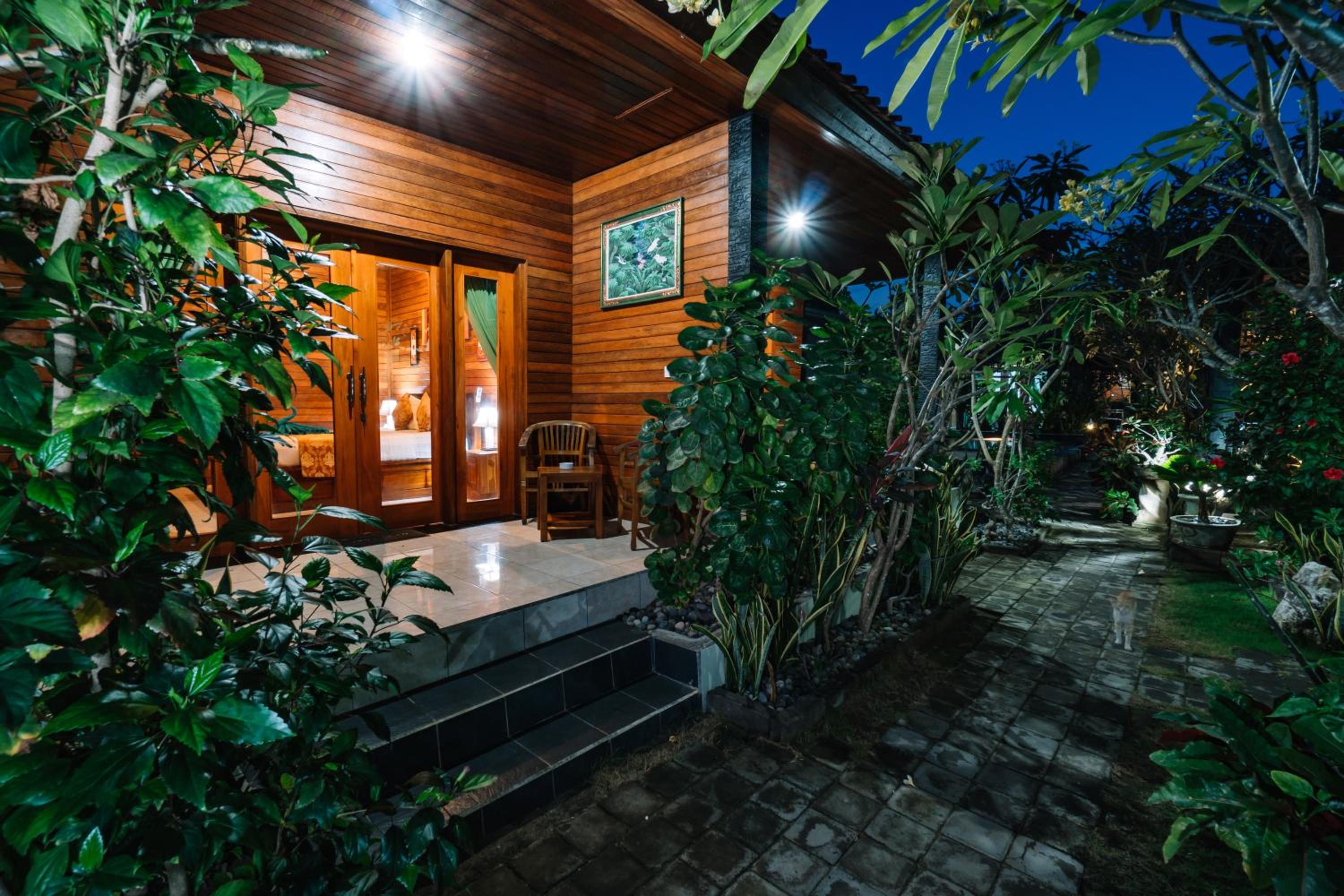 D and B Bungalow's by DeWizZ Management