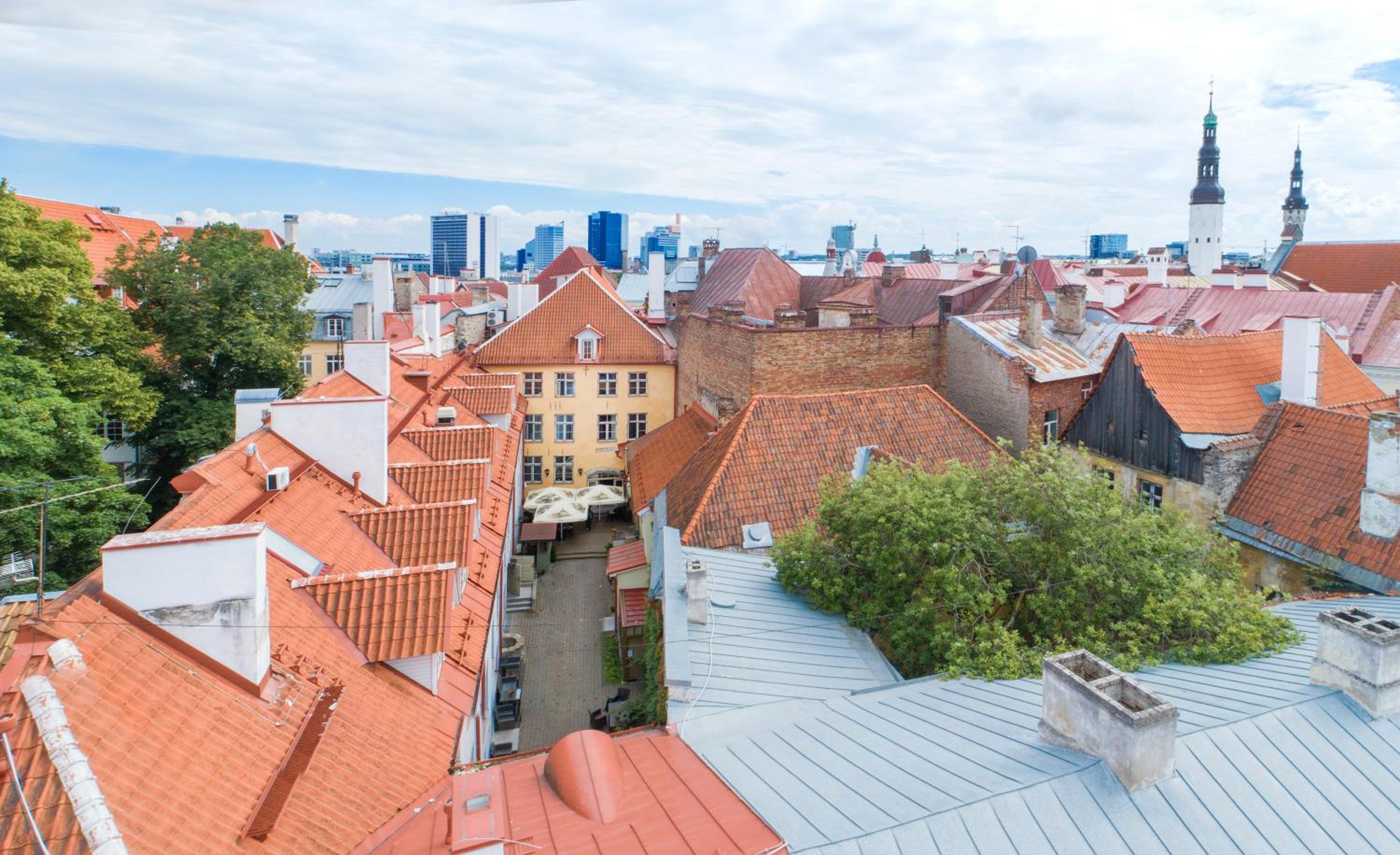 Tallinn Vacations - Meriton Old Town Garden Hotel - Property Image 48