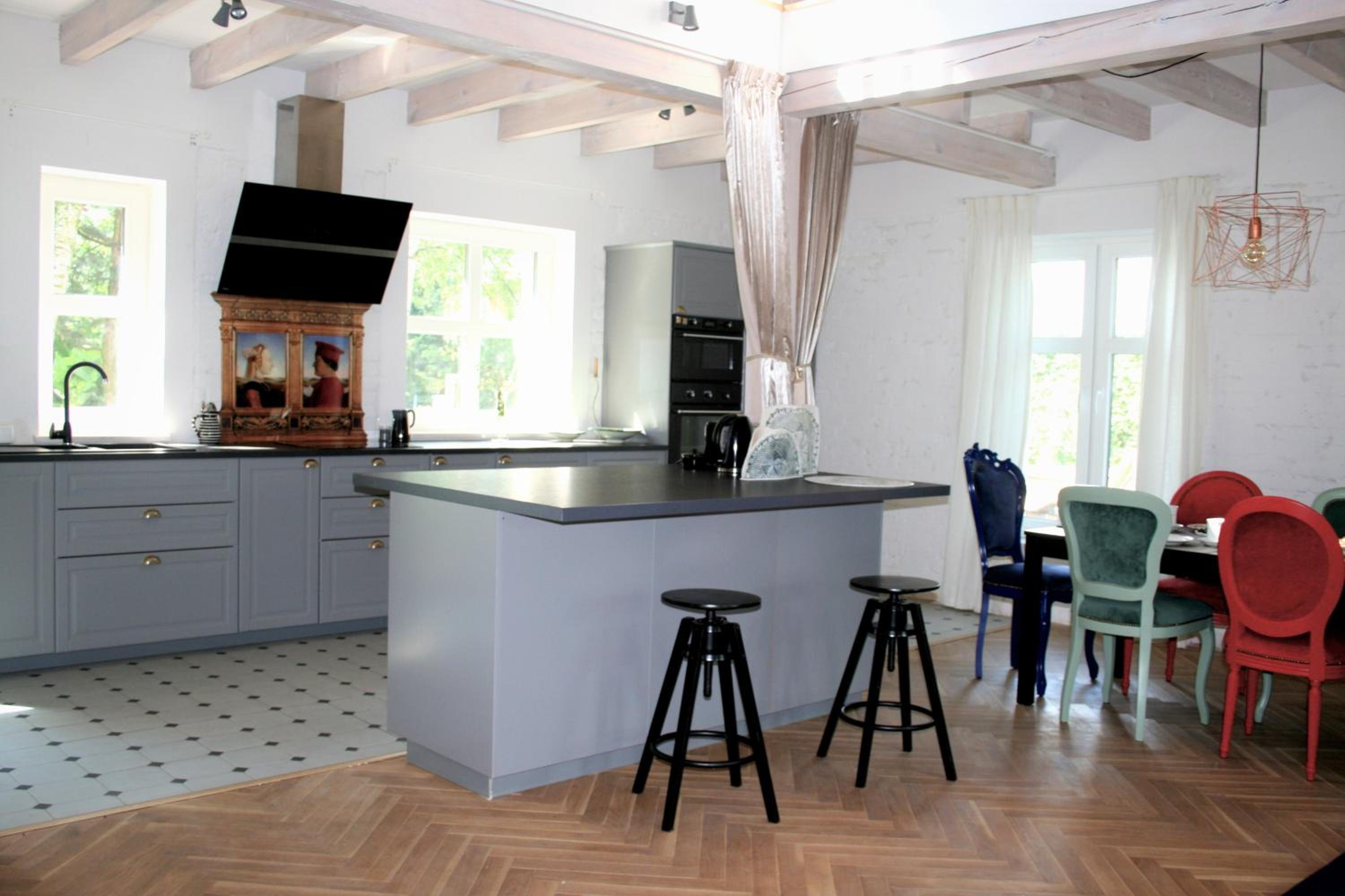 Photo 9