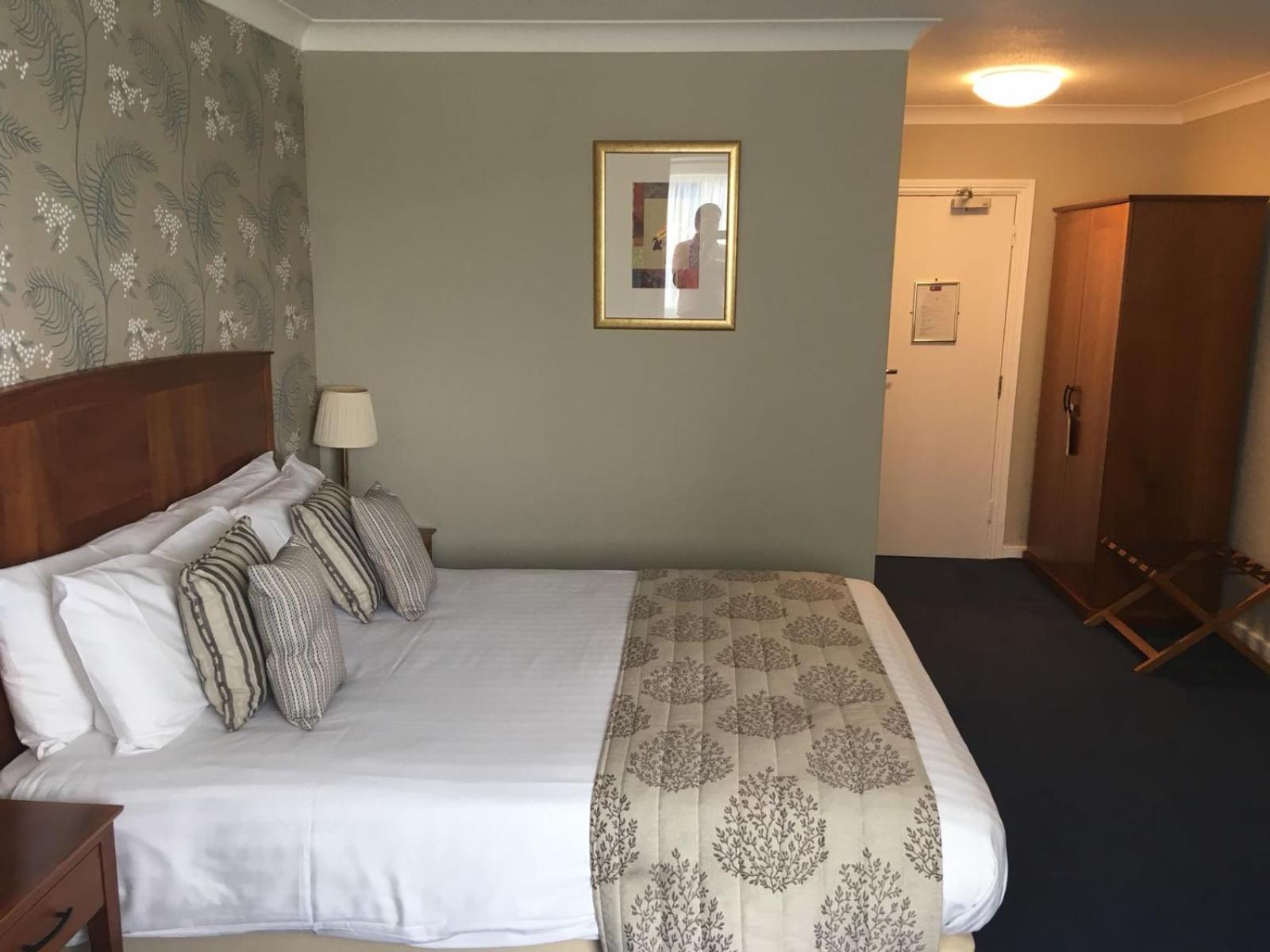 Basingstoke Vacations - Red Lion Hotel - Property Image 11