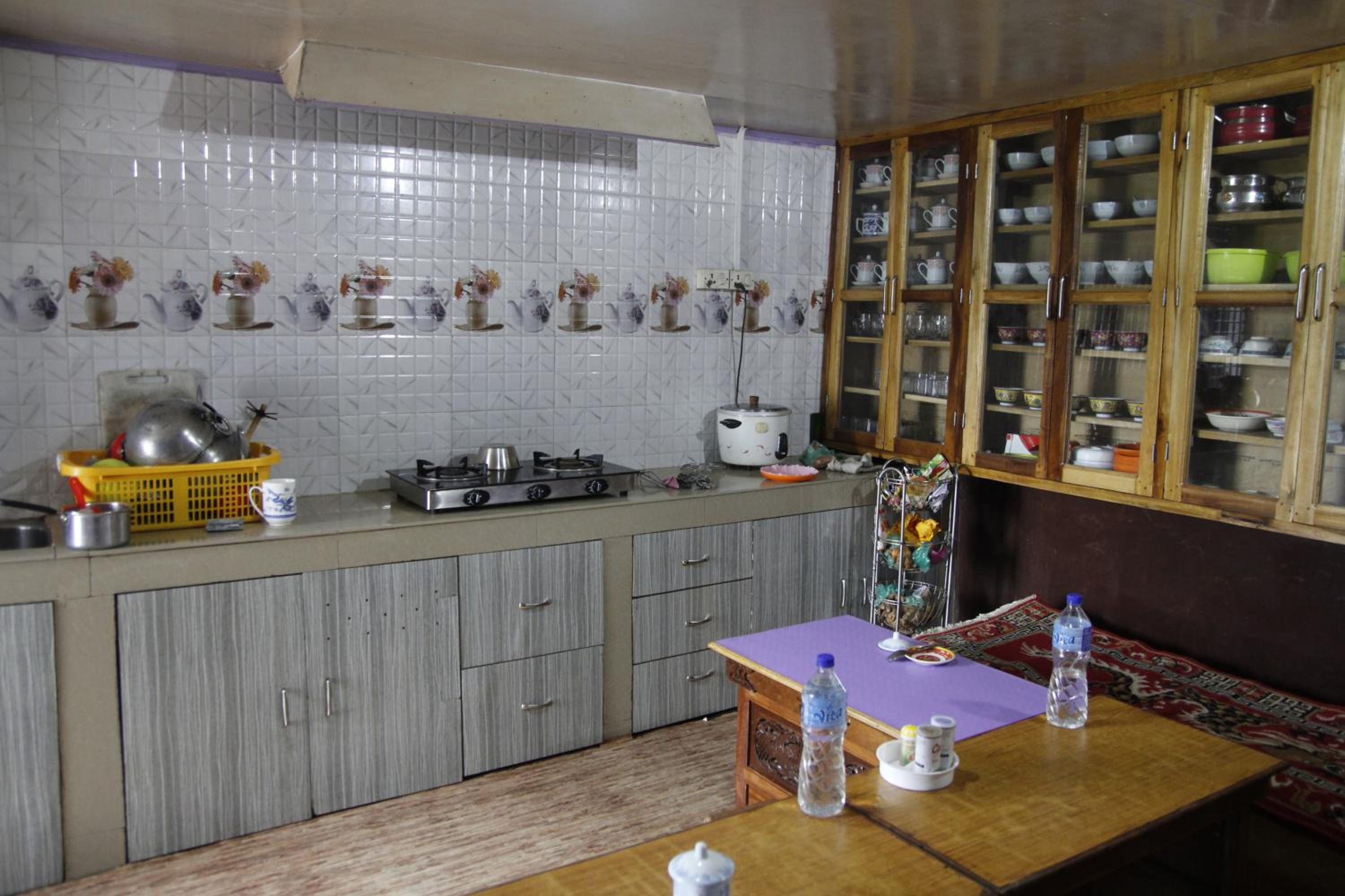 Photo 6