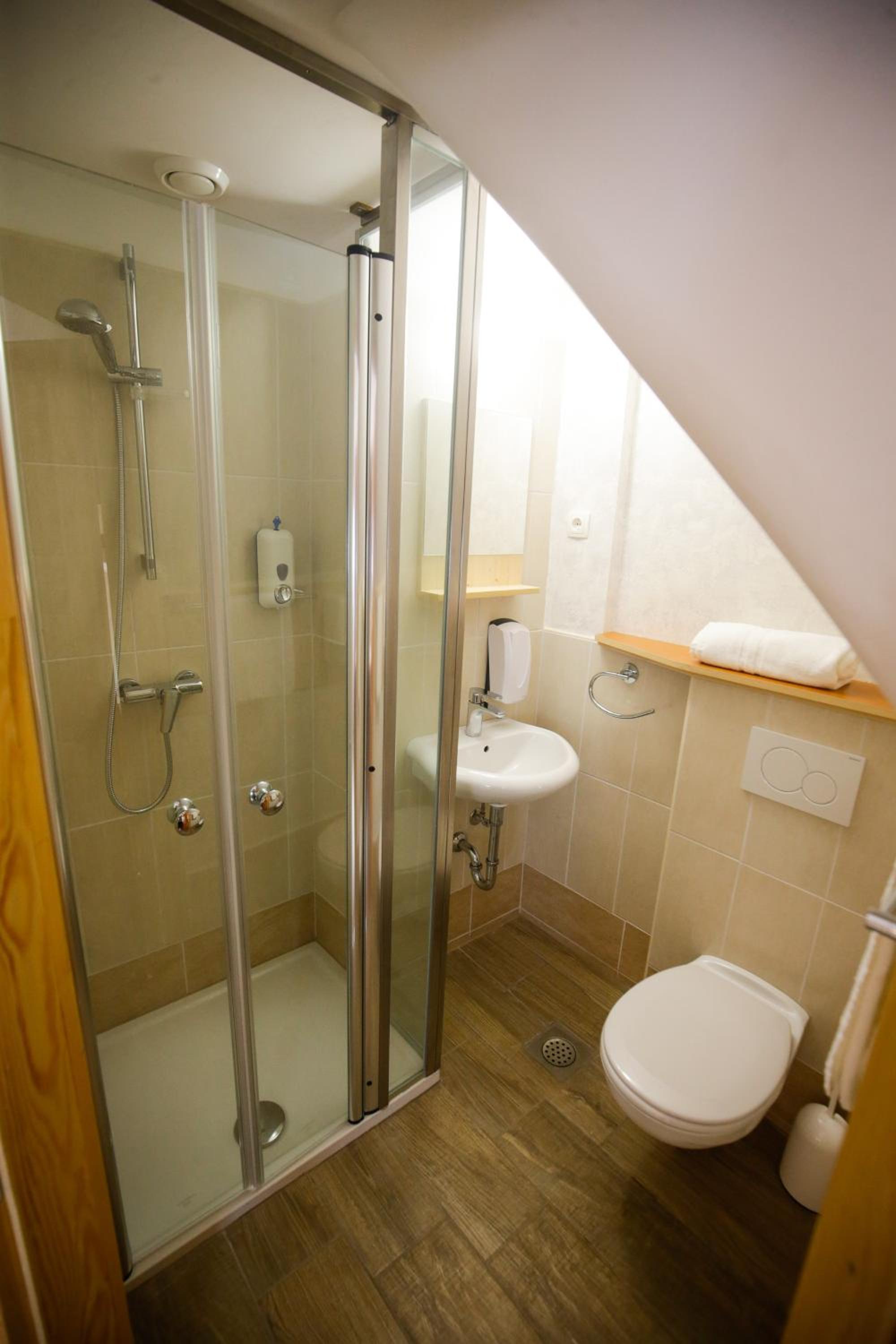 Photo 34 sur 53 de GLUTEN FREE Bed & Breakfast Dežela Okusov