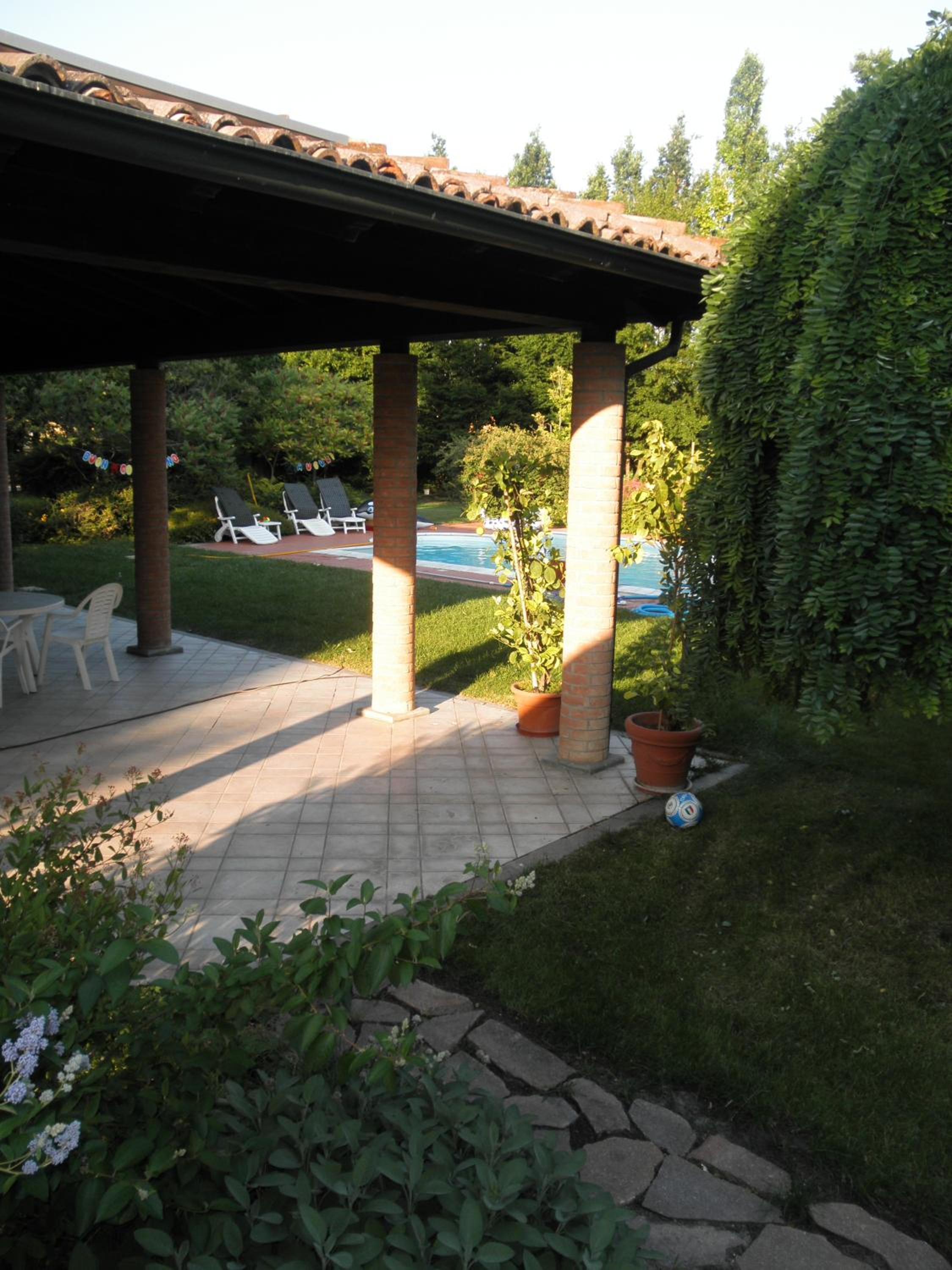 Photo 38