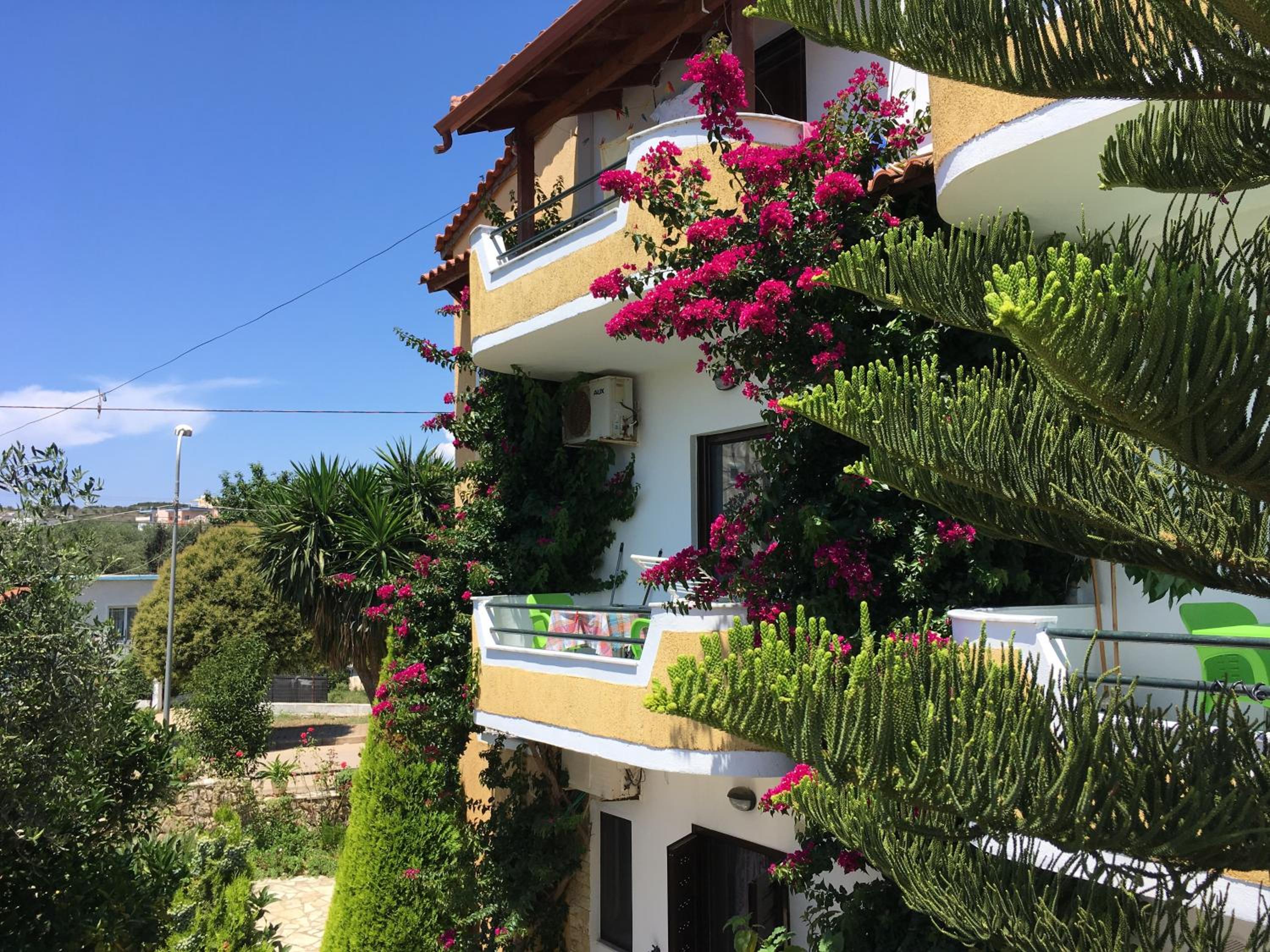 Flower Garden Villa