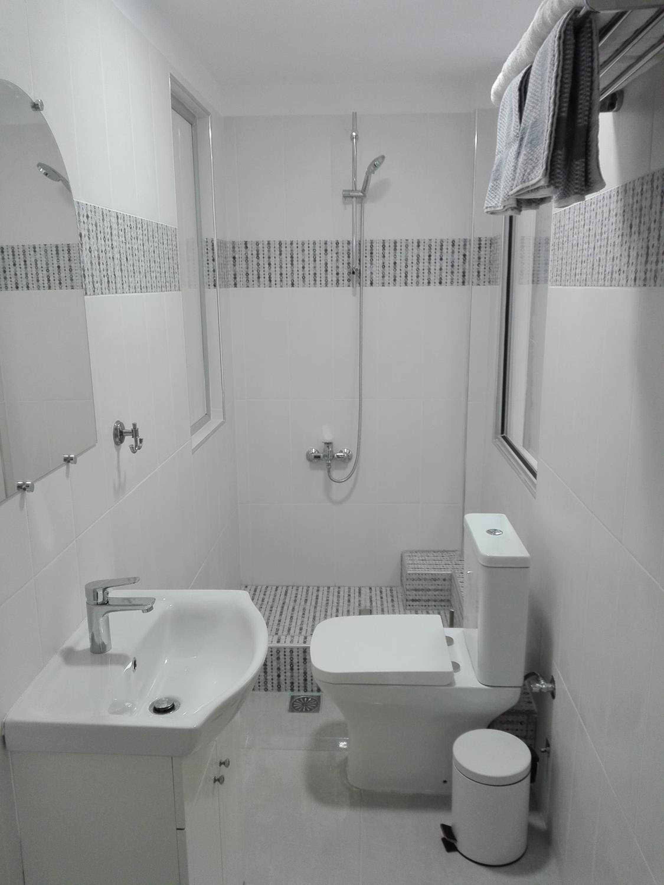 Blue Studio en Nea Moudania — bathroom