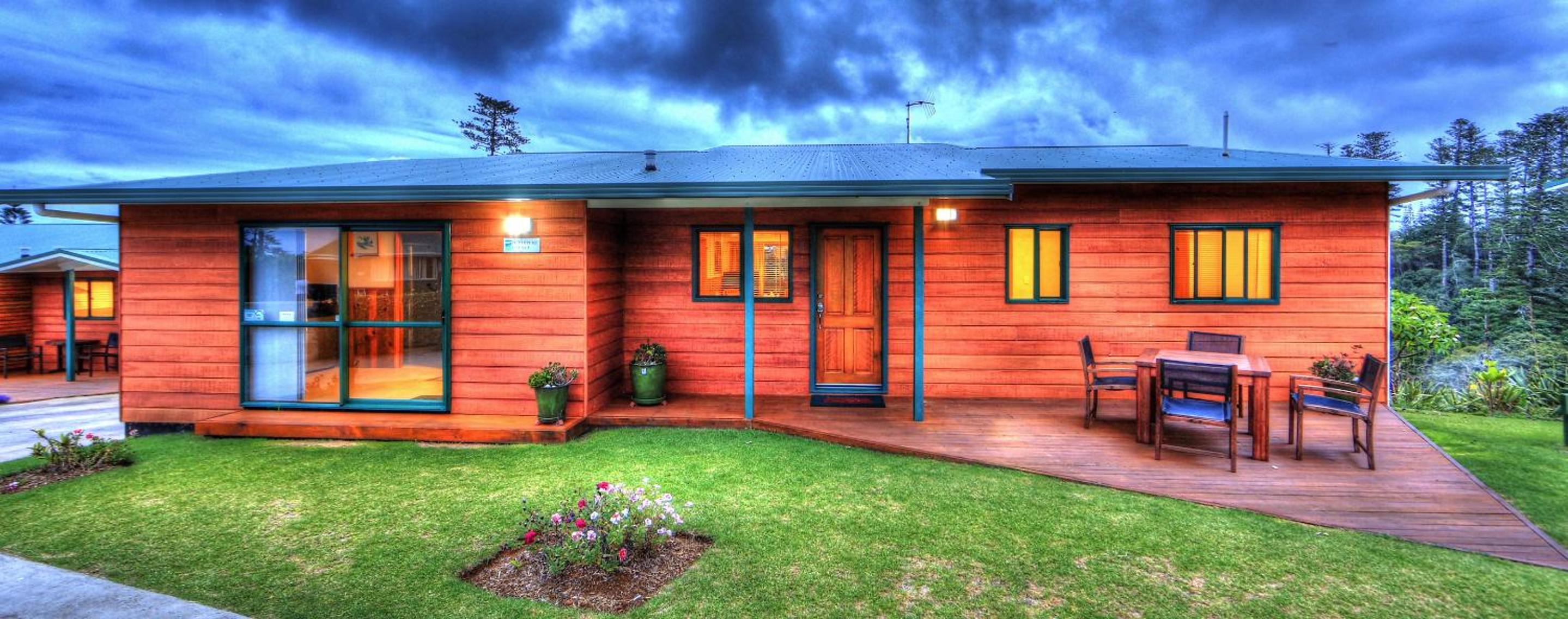 Endeavour Lodge