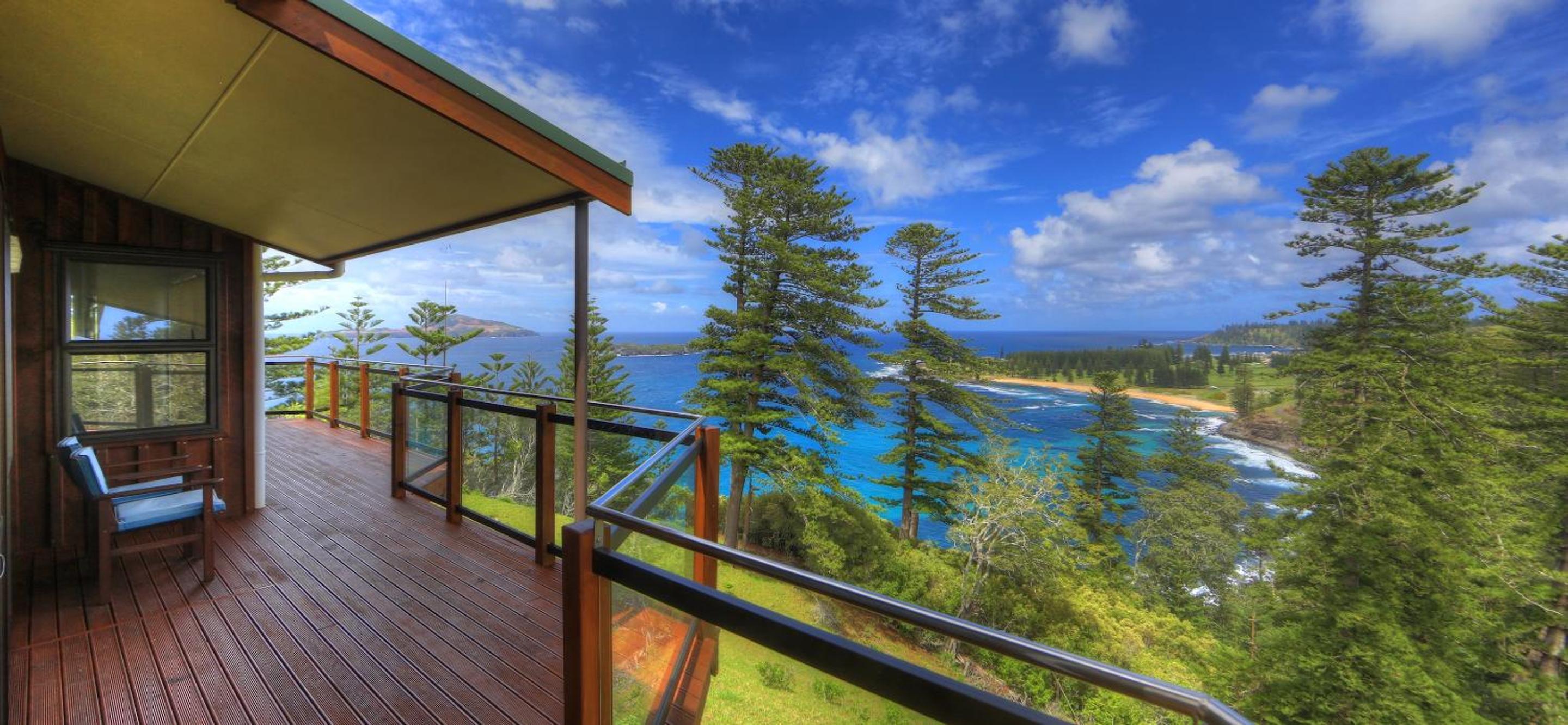 Endeavour Lodge