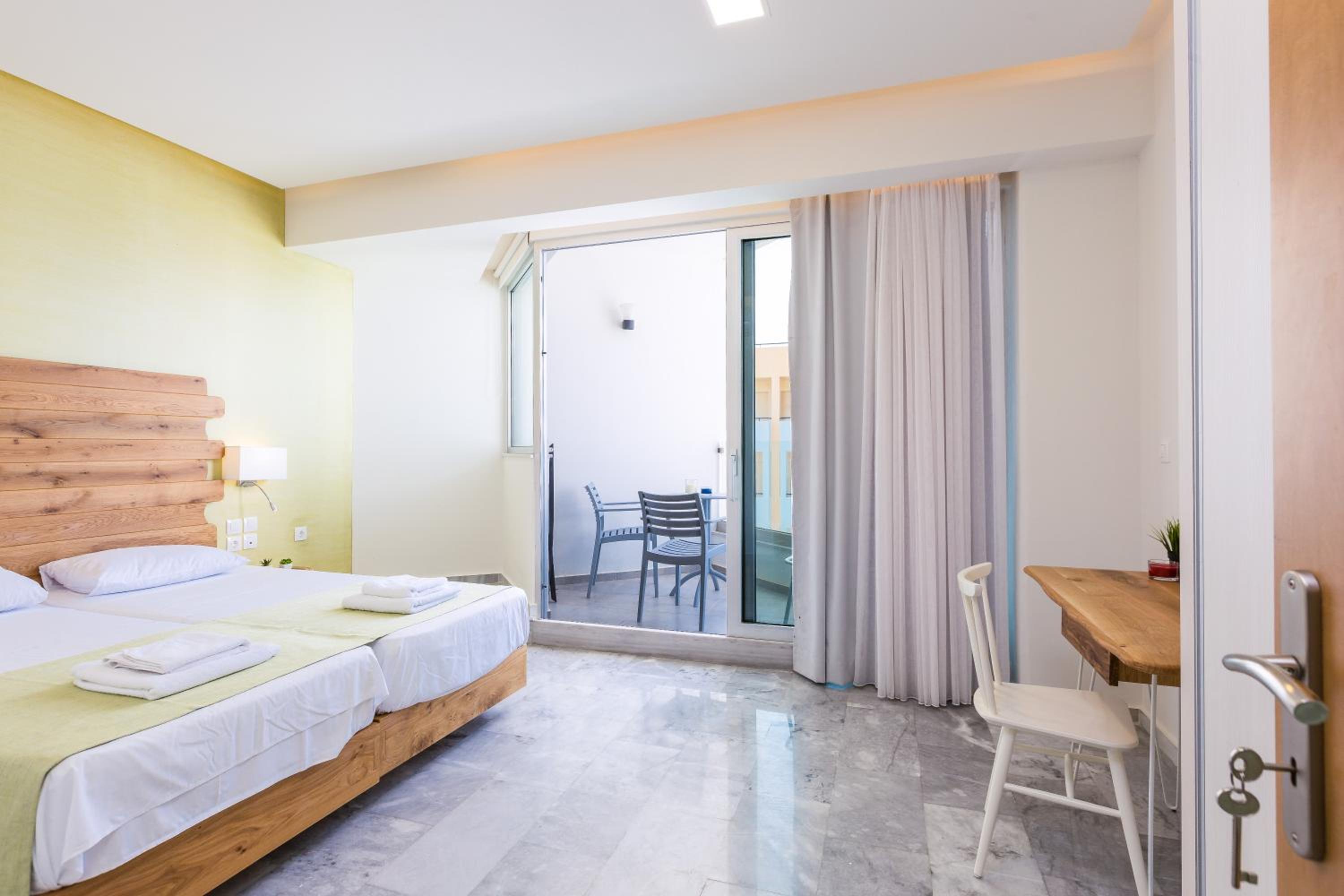 Meltemi Coast Suites