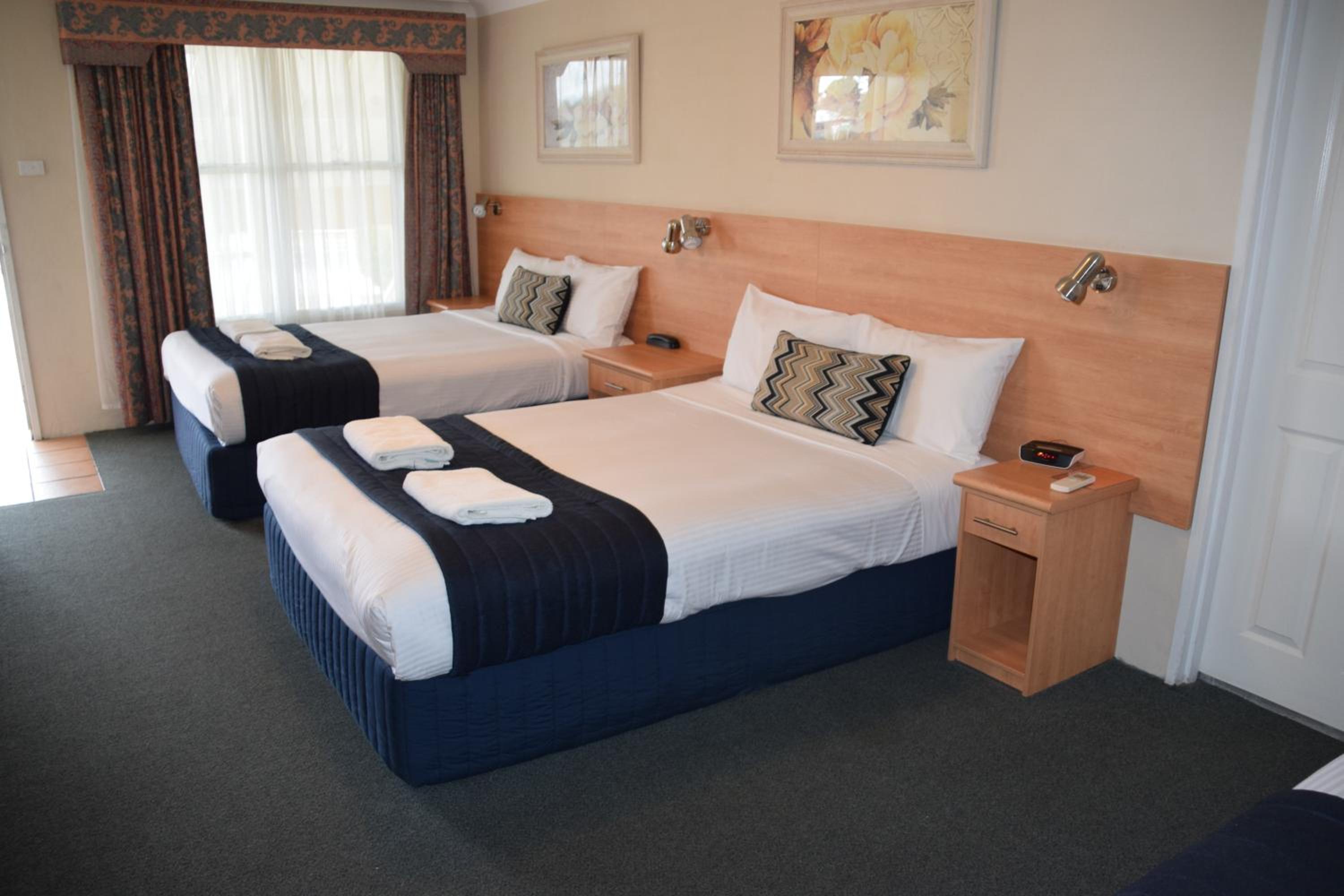 Coachman's Inn Motel