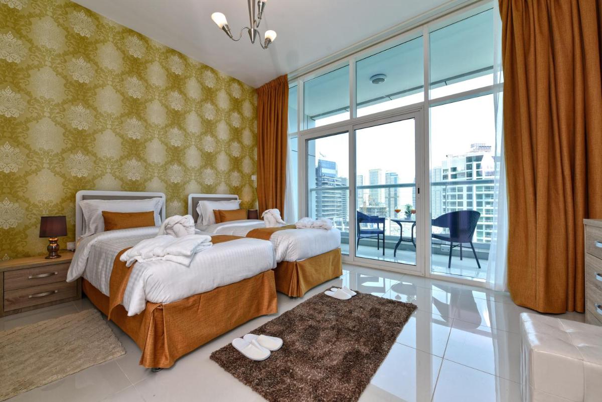 Golden Stay Vacation Homes continental tower marina
