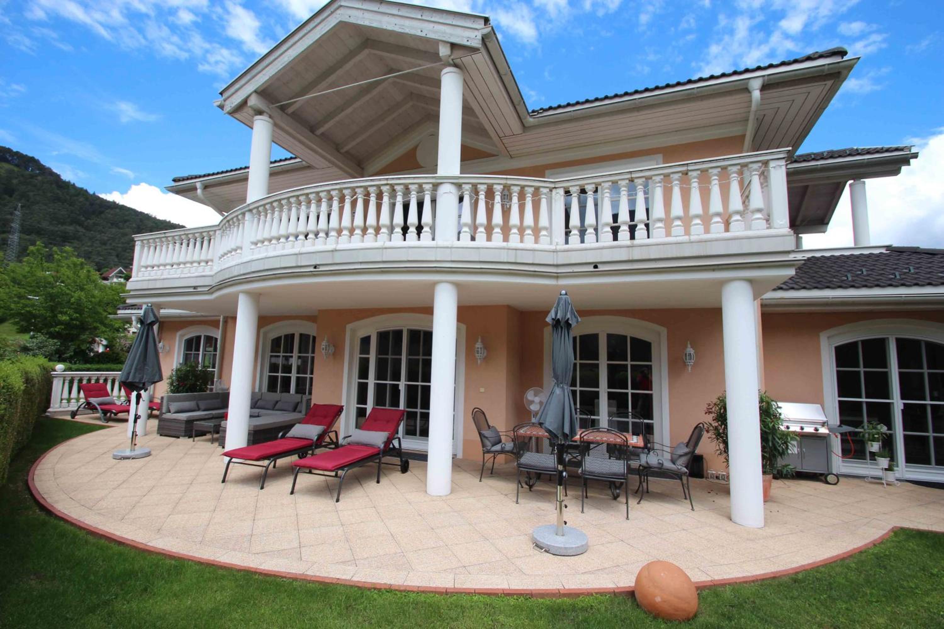 Villa Wellness Homes