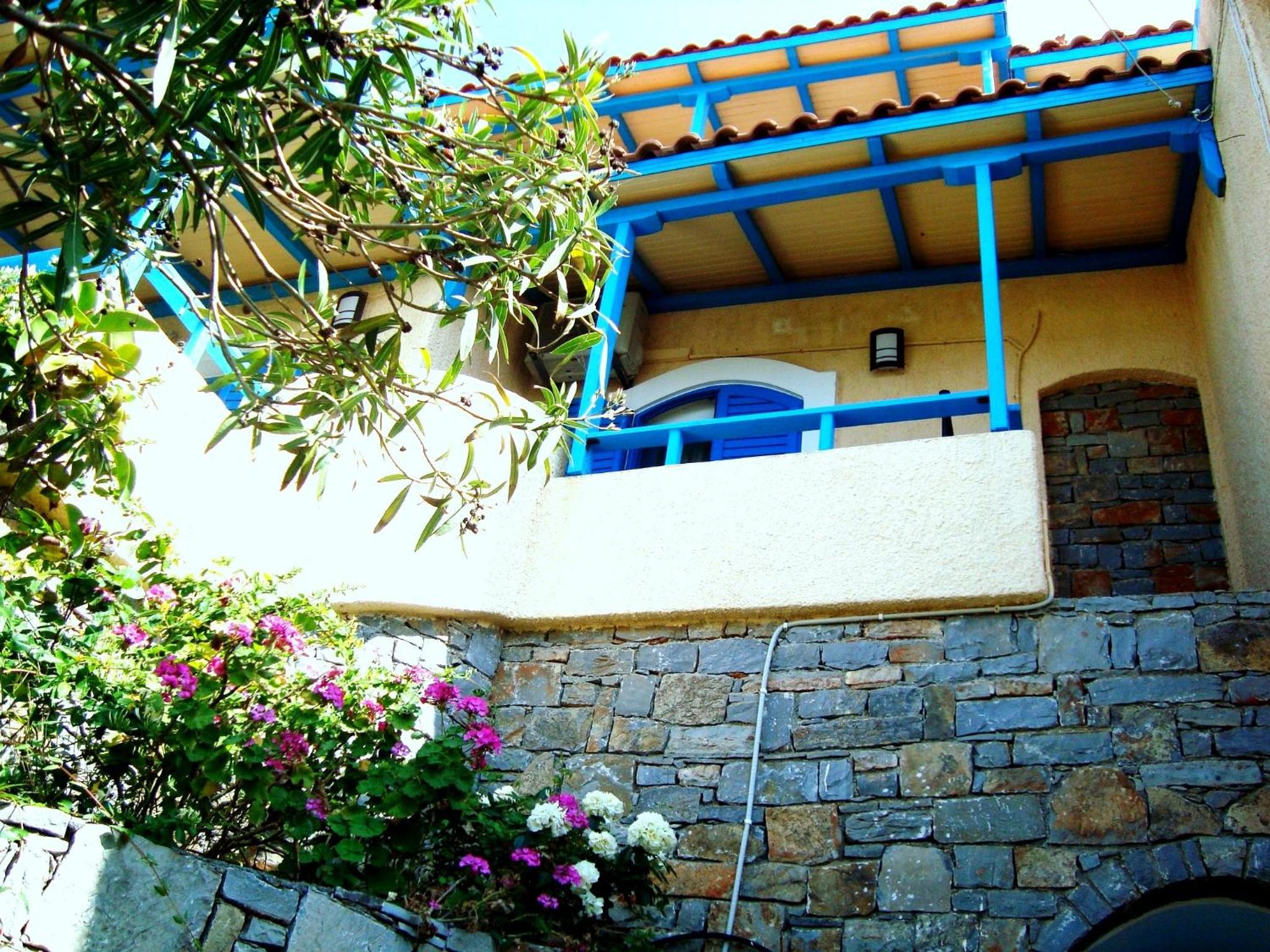Corina Apartments , Corina 2-studios