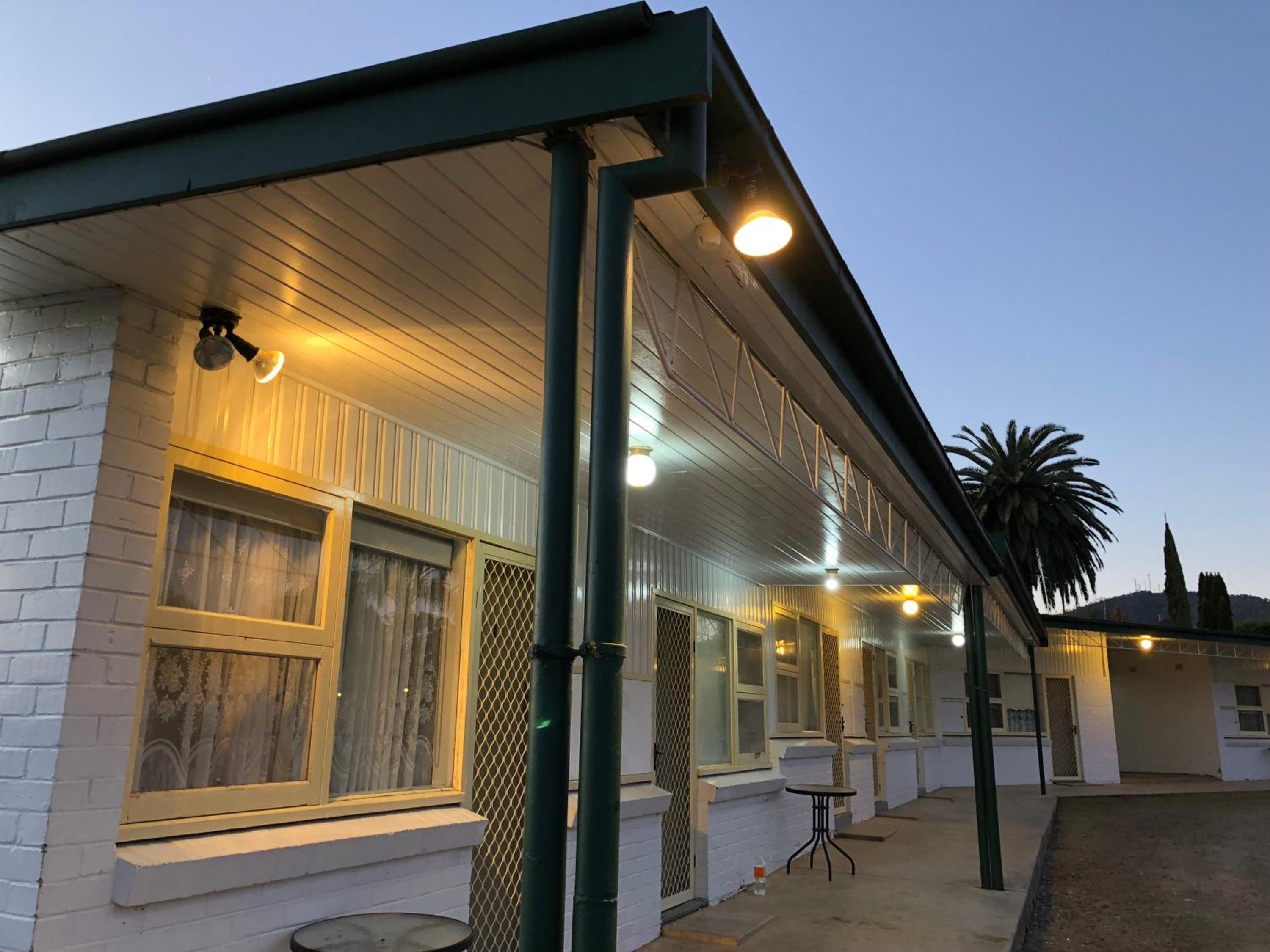 Green Door Motel