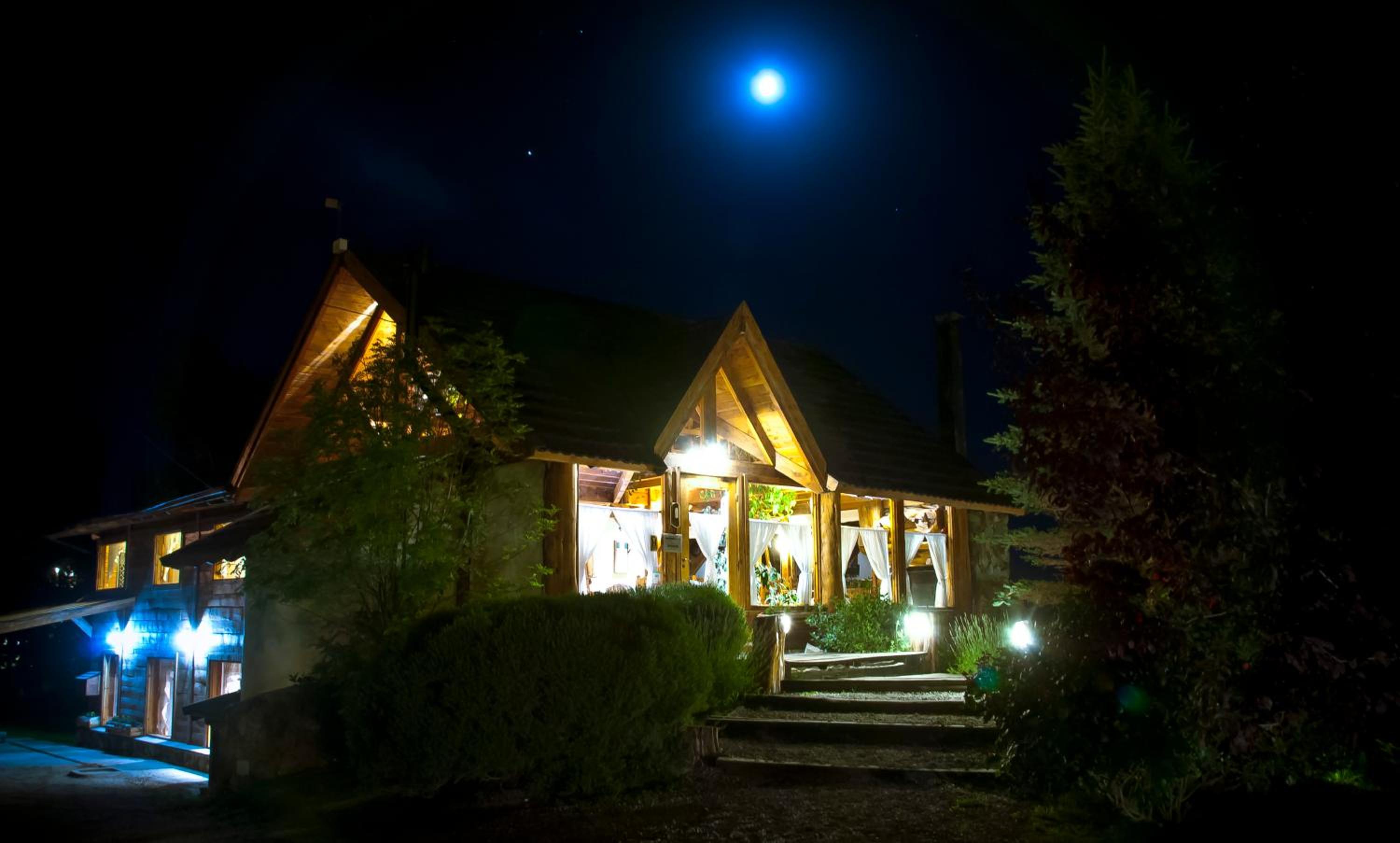 Casa del Lago Villa La Angostura