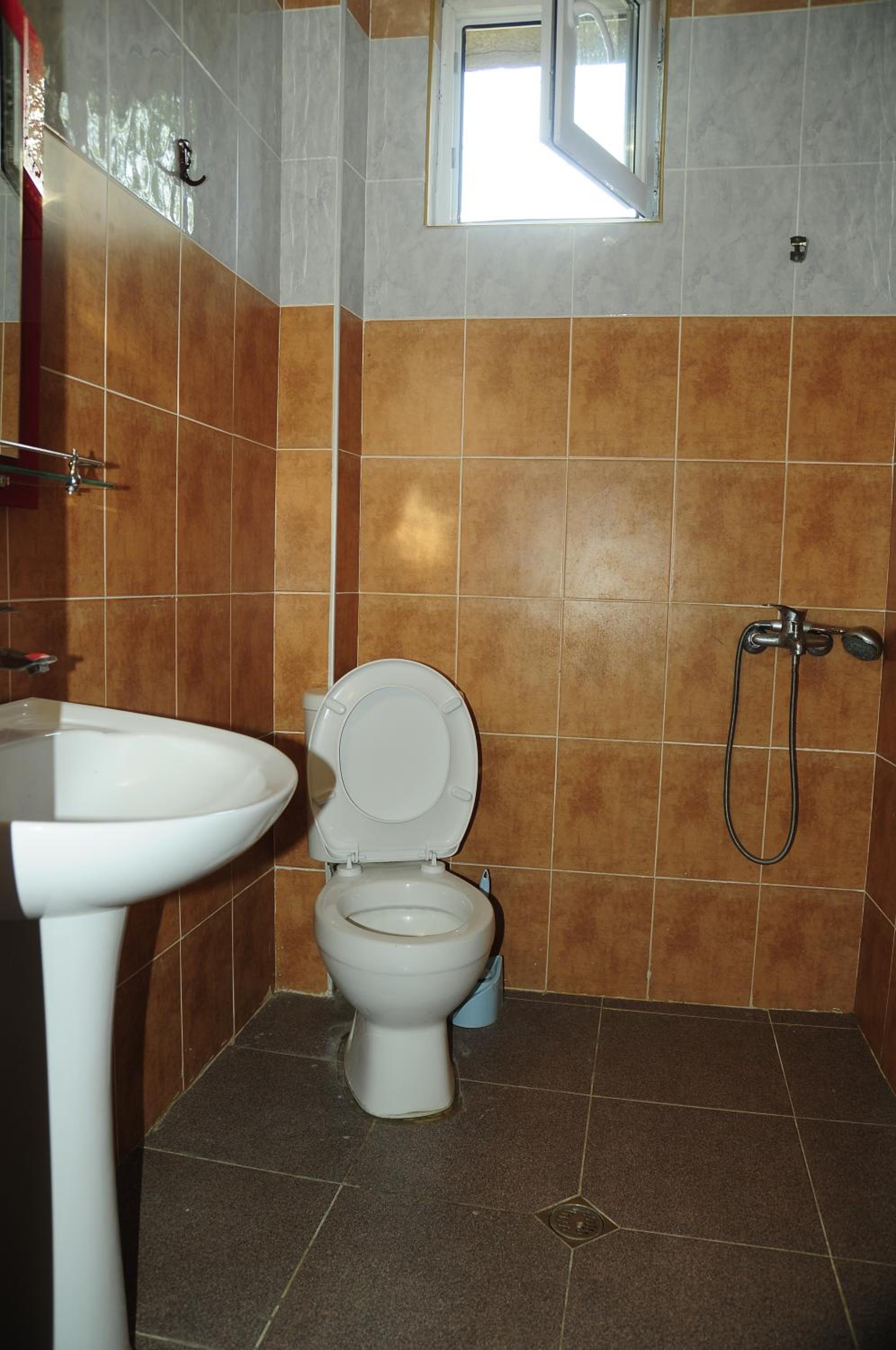 Photo 35