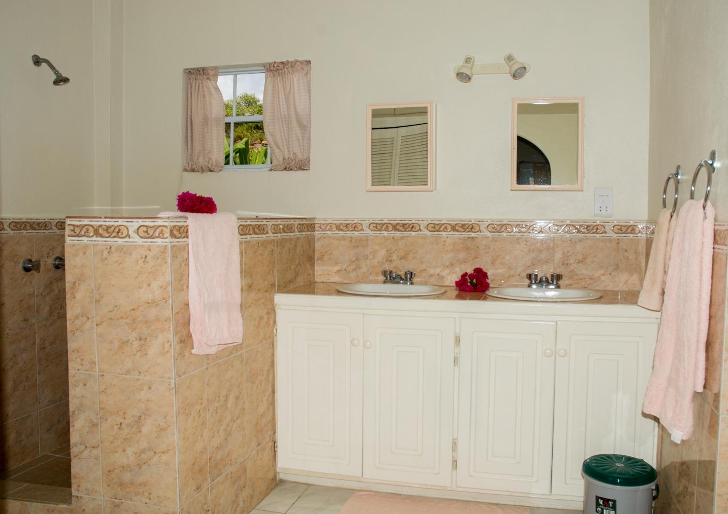 Castles In Paradise Villa Resort