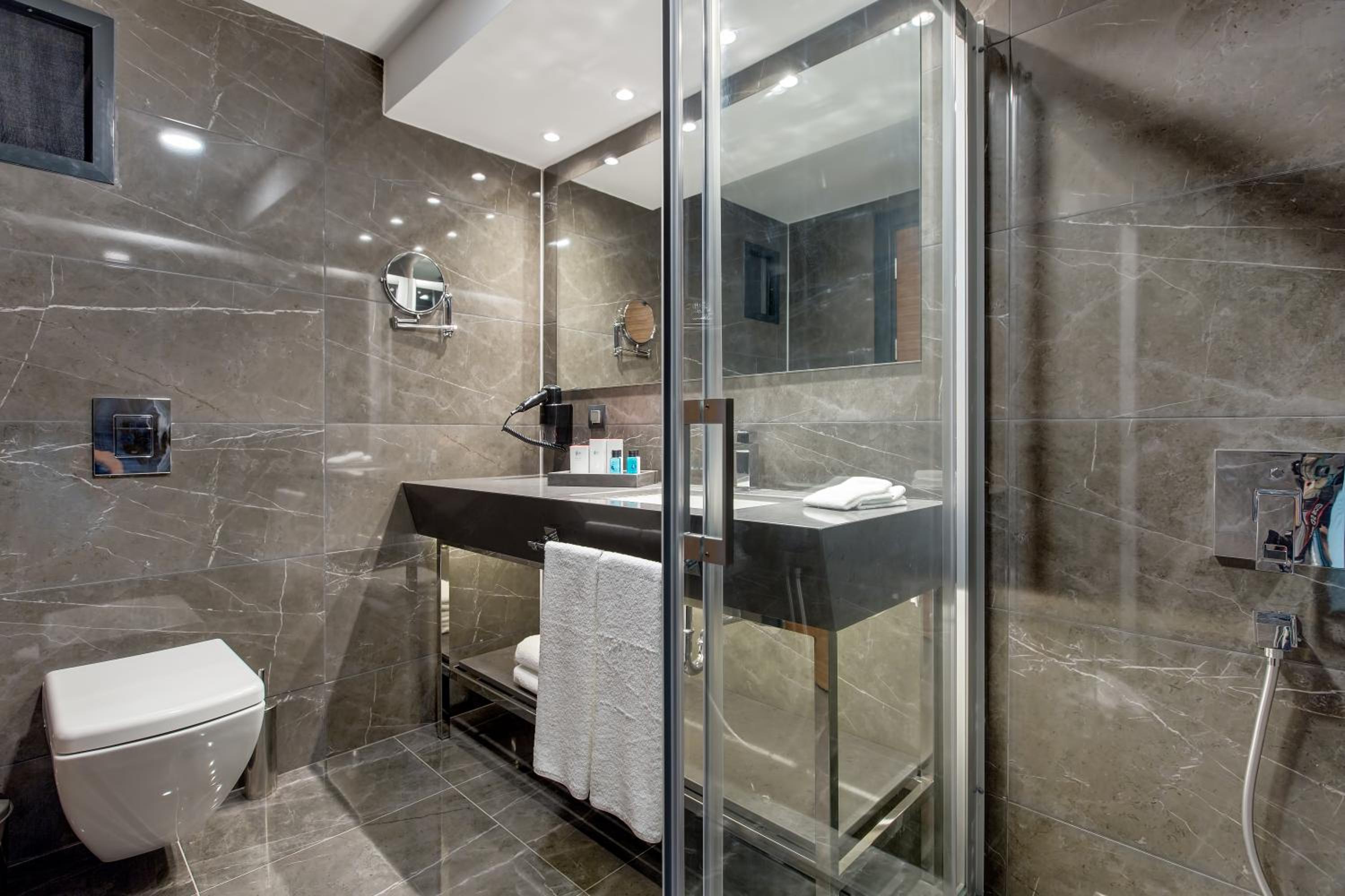 Hay Hotel Alsancak - Image 11