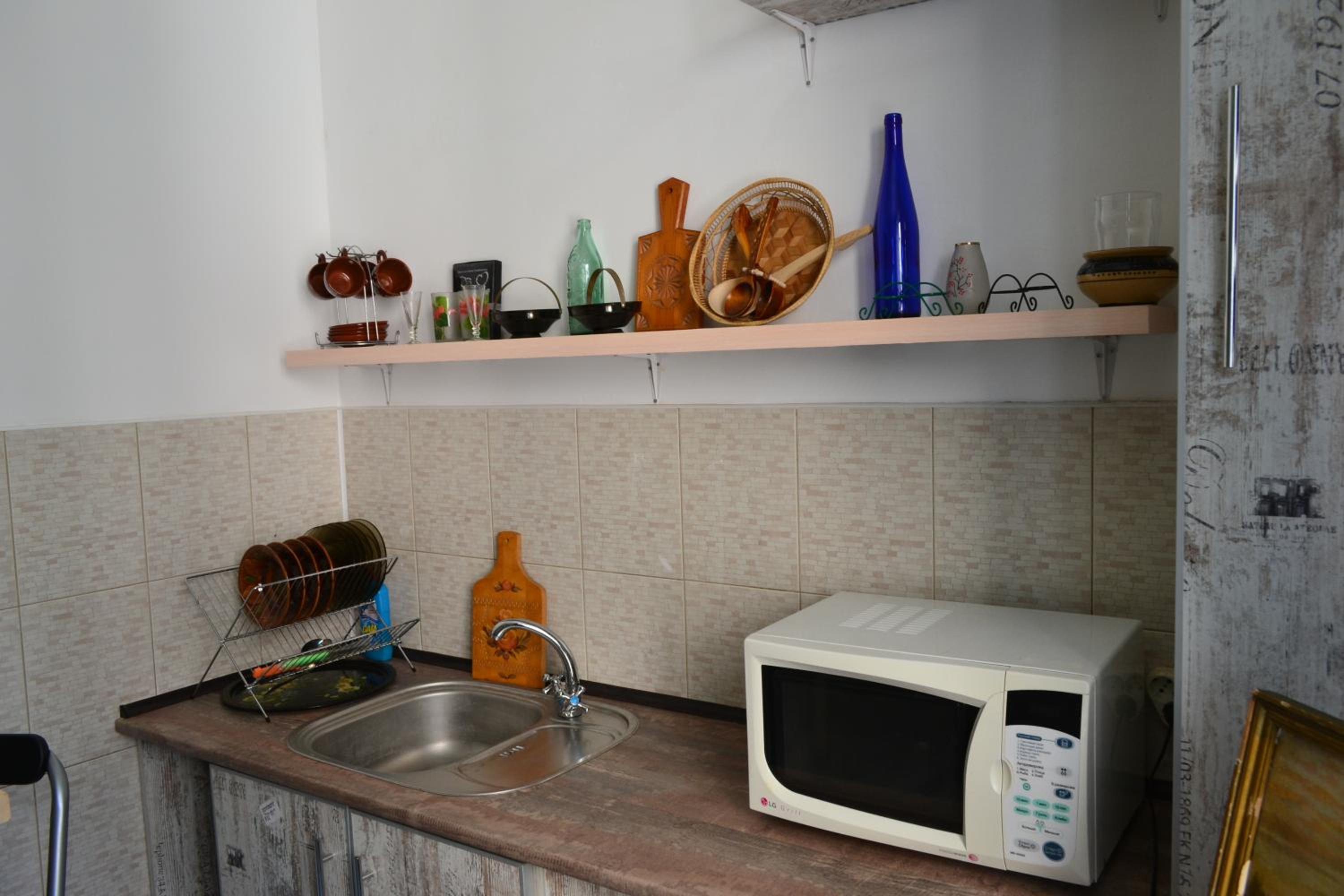 ART ApartmenT en Ternopilʼ — kitchen