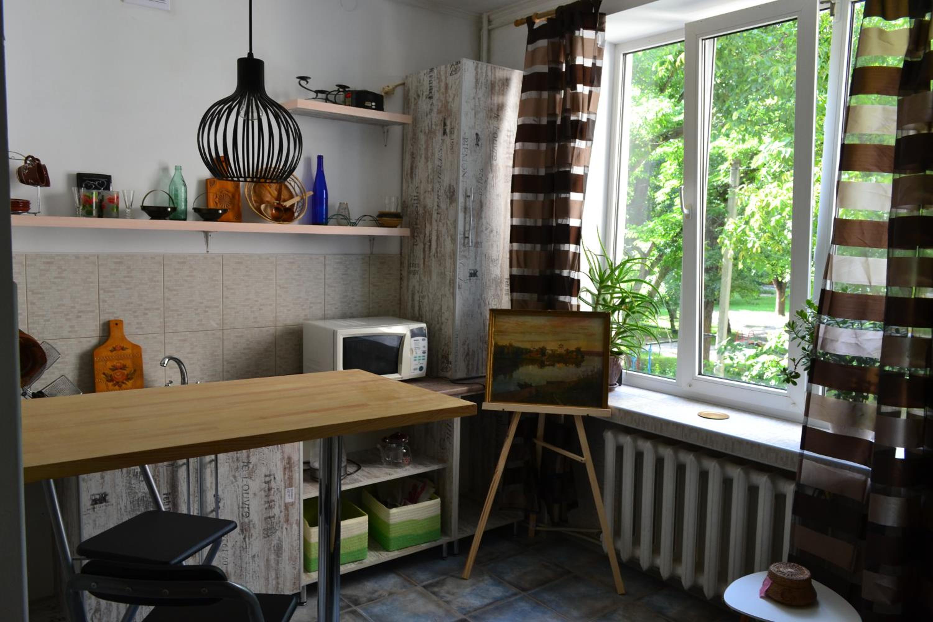 ART ApartmenT en Ternopilʼ — kitchen