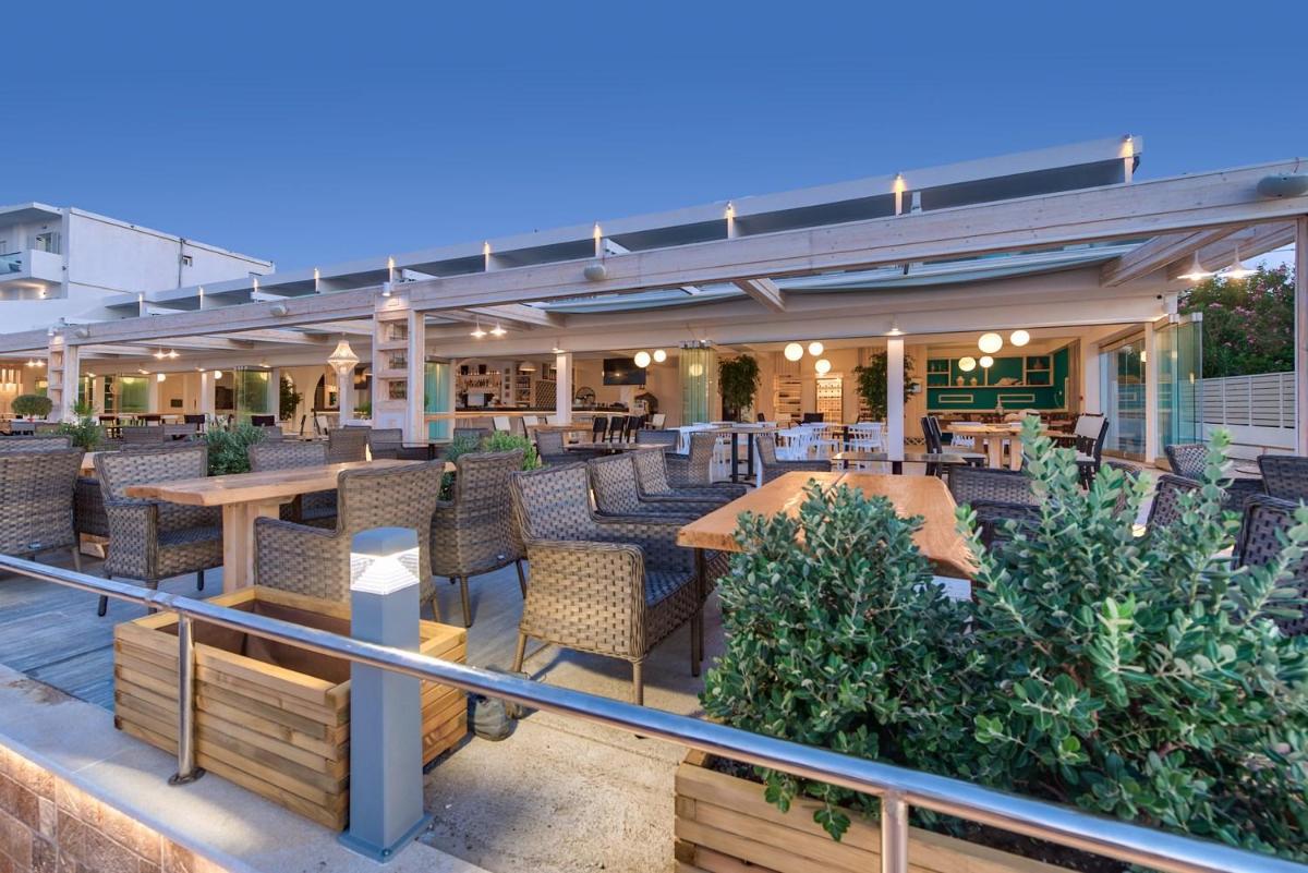 outdoor BBQ area
