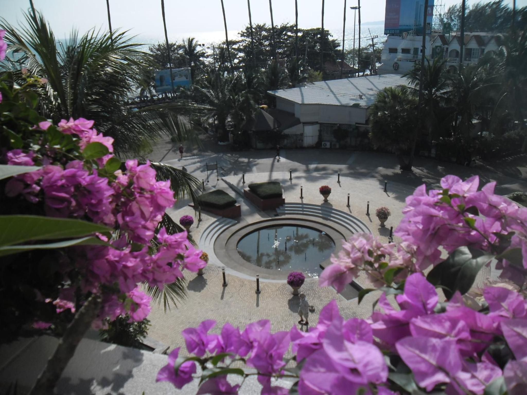 Jomtien PLAZA Condotel