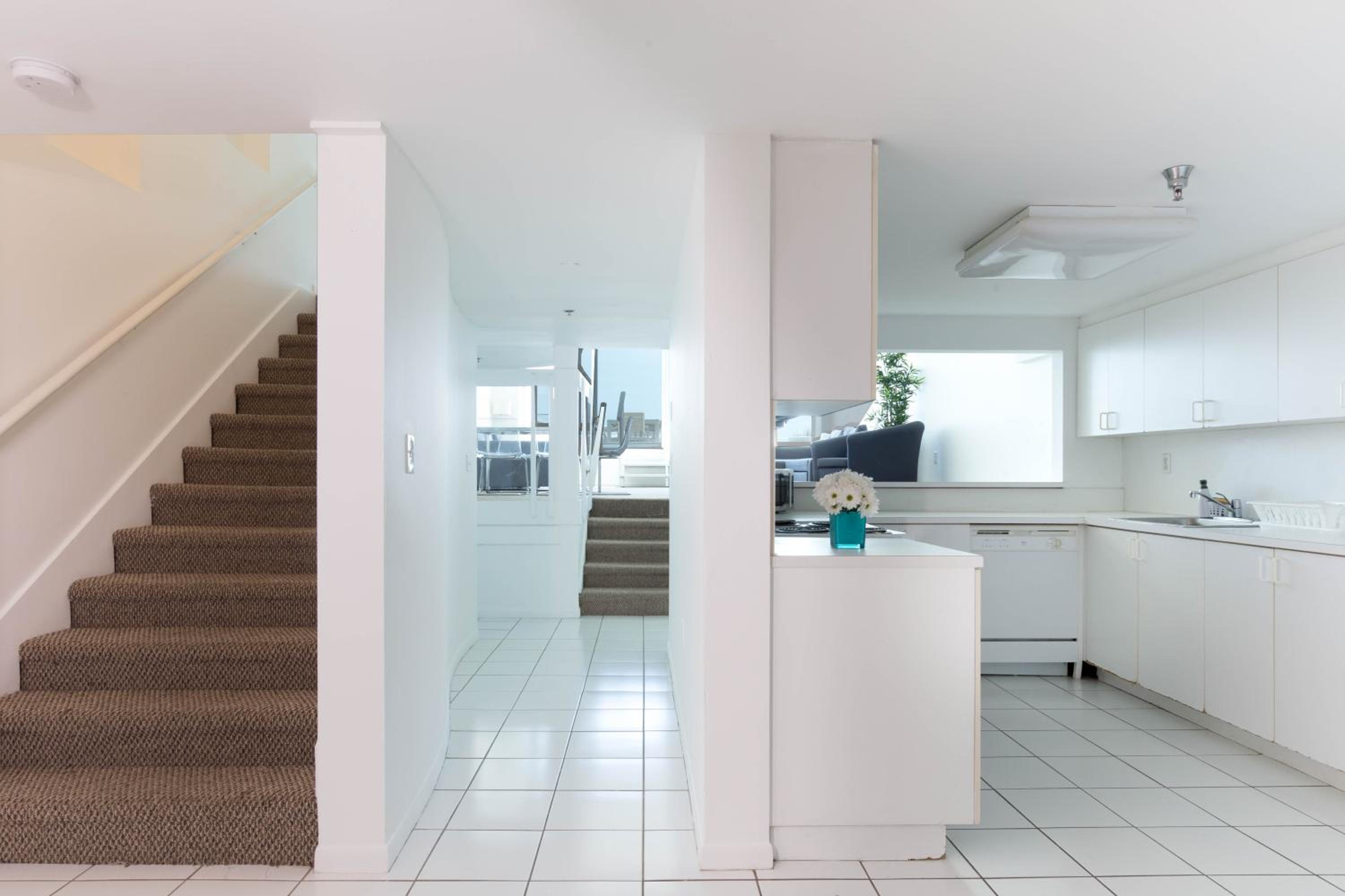 New Point Miami Beach Apartments