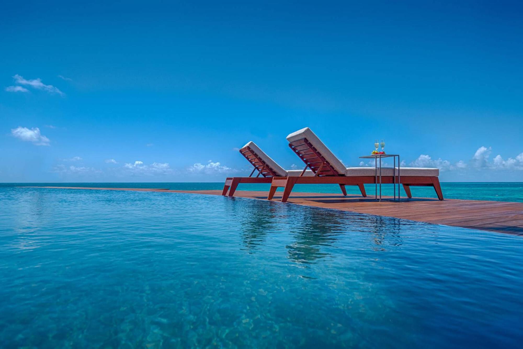 Hodges Bay Resort & Spa, an HQ Luxury Resort & Residences