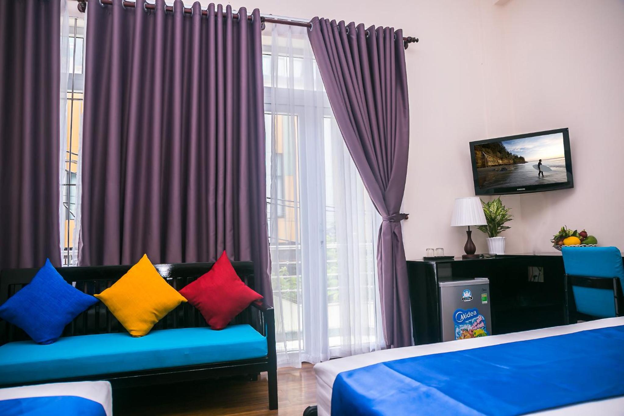 Blue Star Hotel