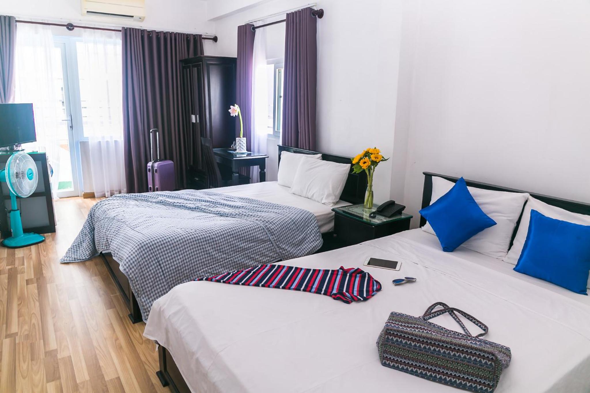 Blue Star Hotel