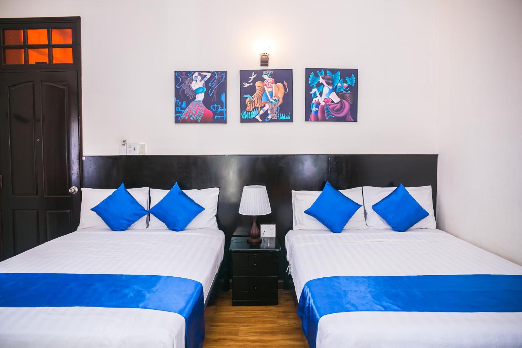 Blue Star Hotel