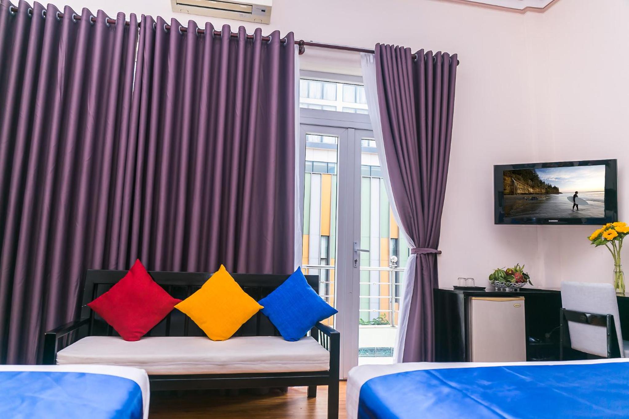 Blue Star Hotel