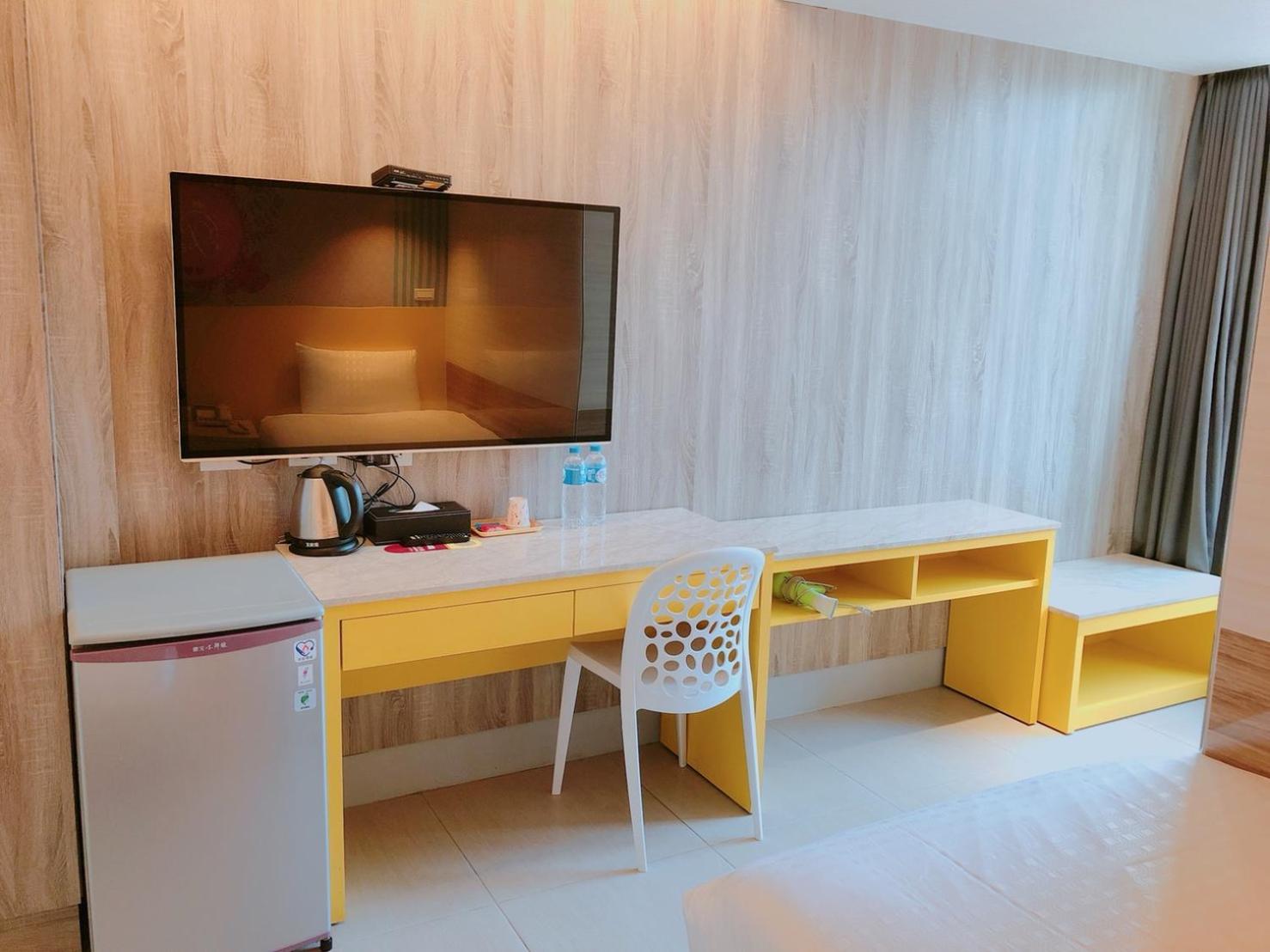 P&E Hotel