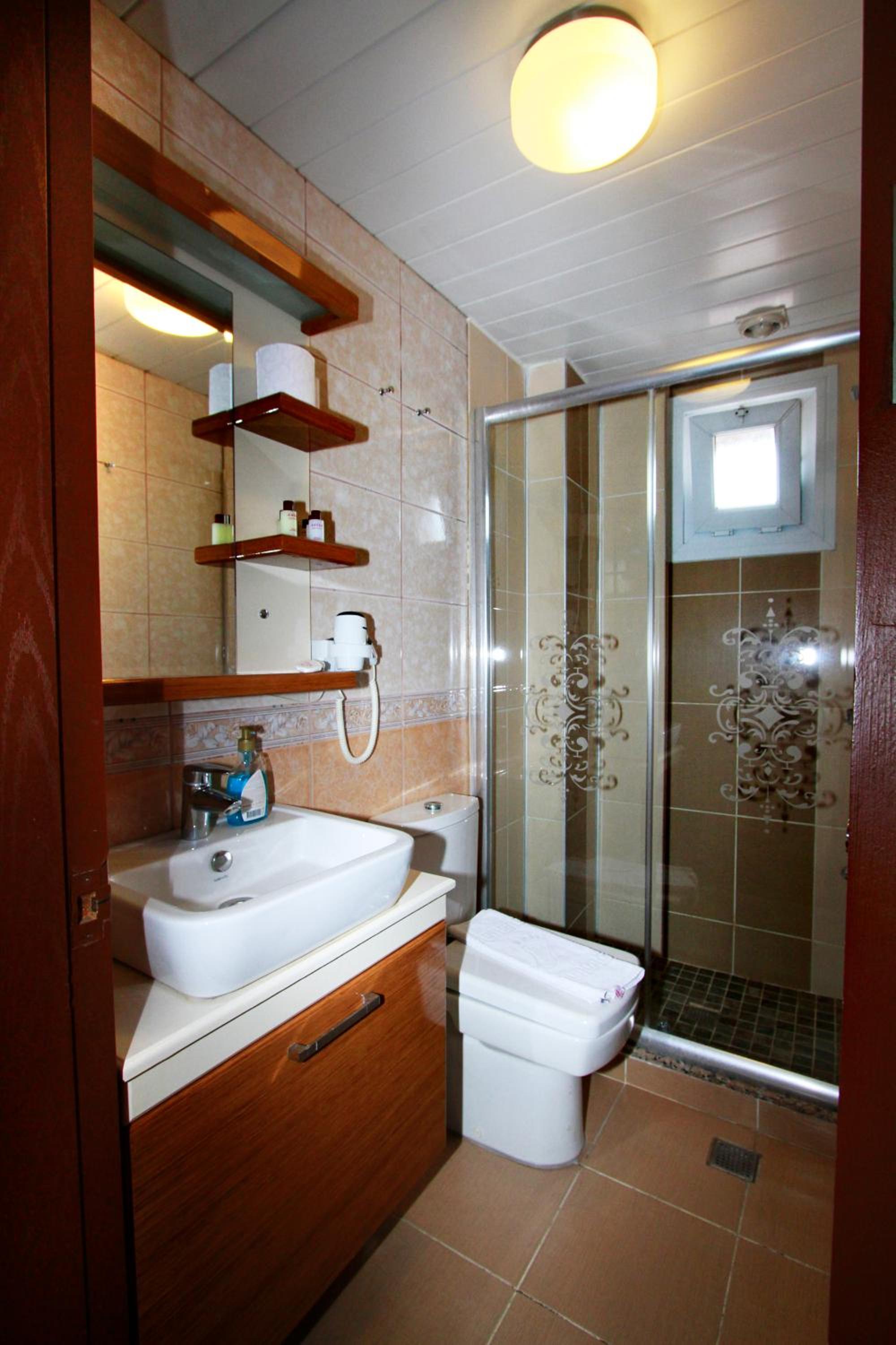 Agora Boutique Hotel & Bistro - Image 21