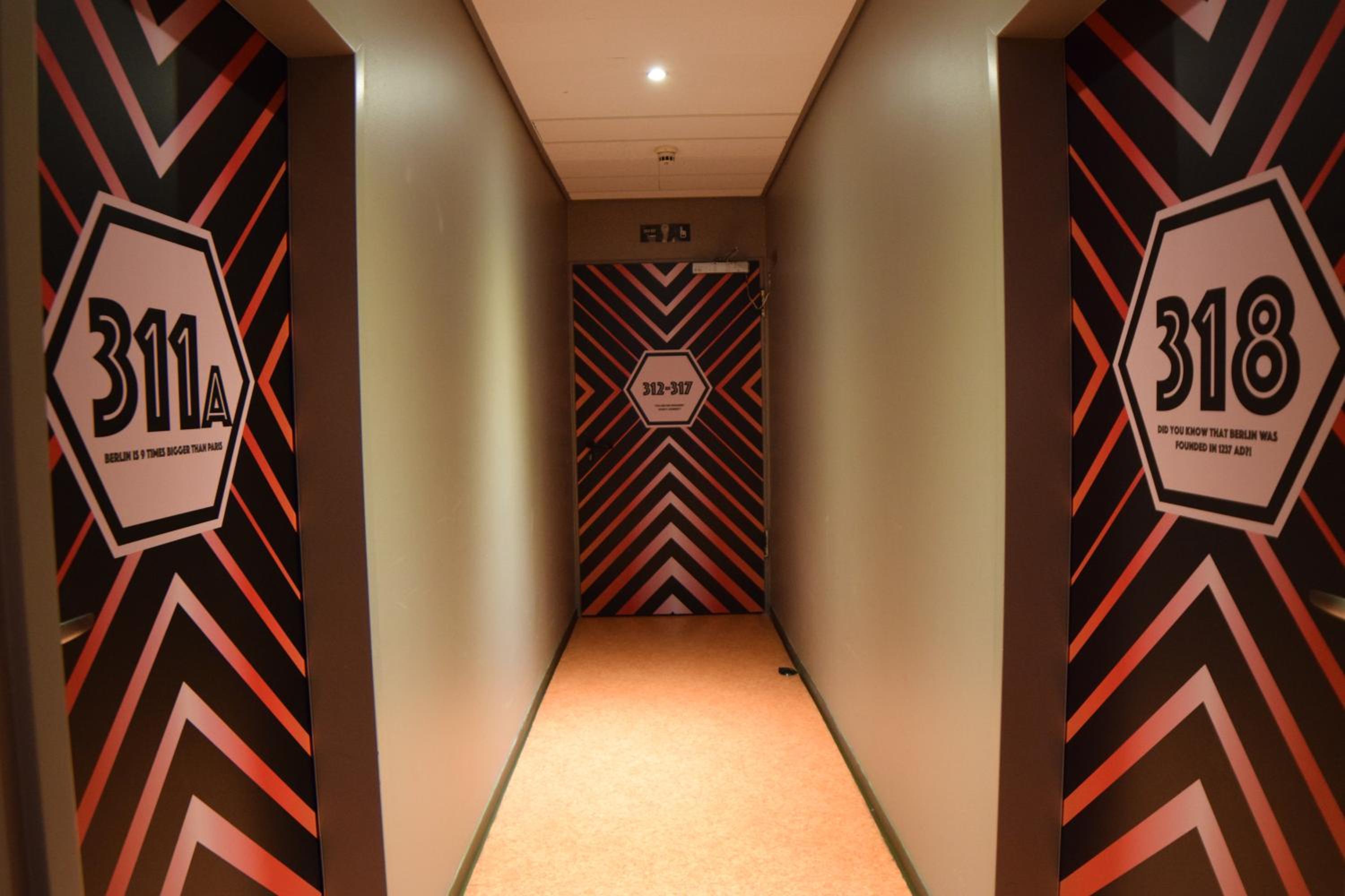 Amstel House Hostel