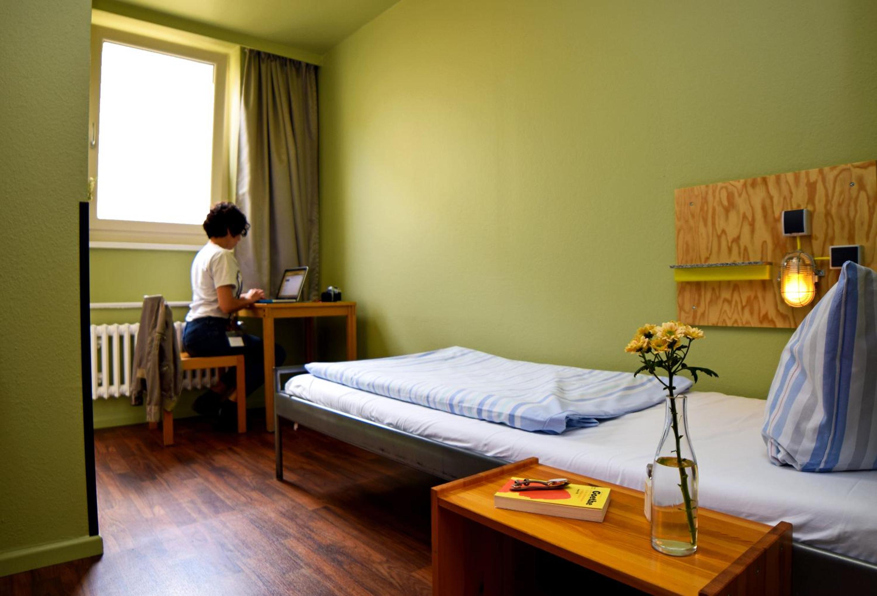 Amstel House Hostel
