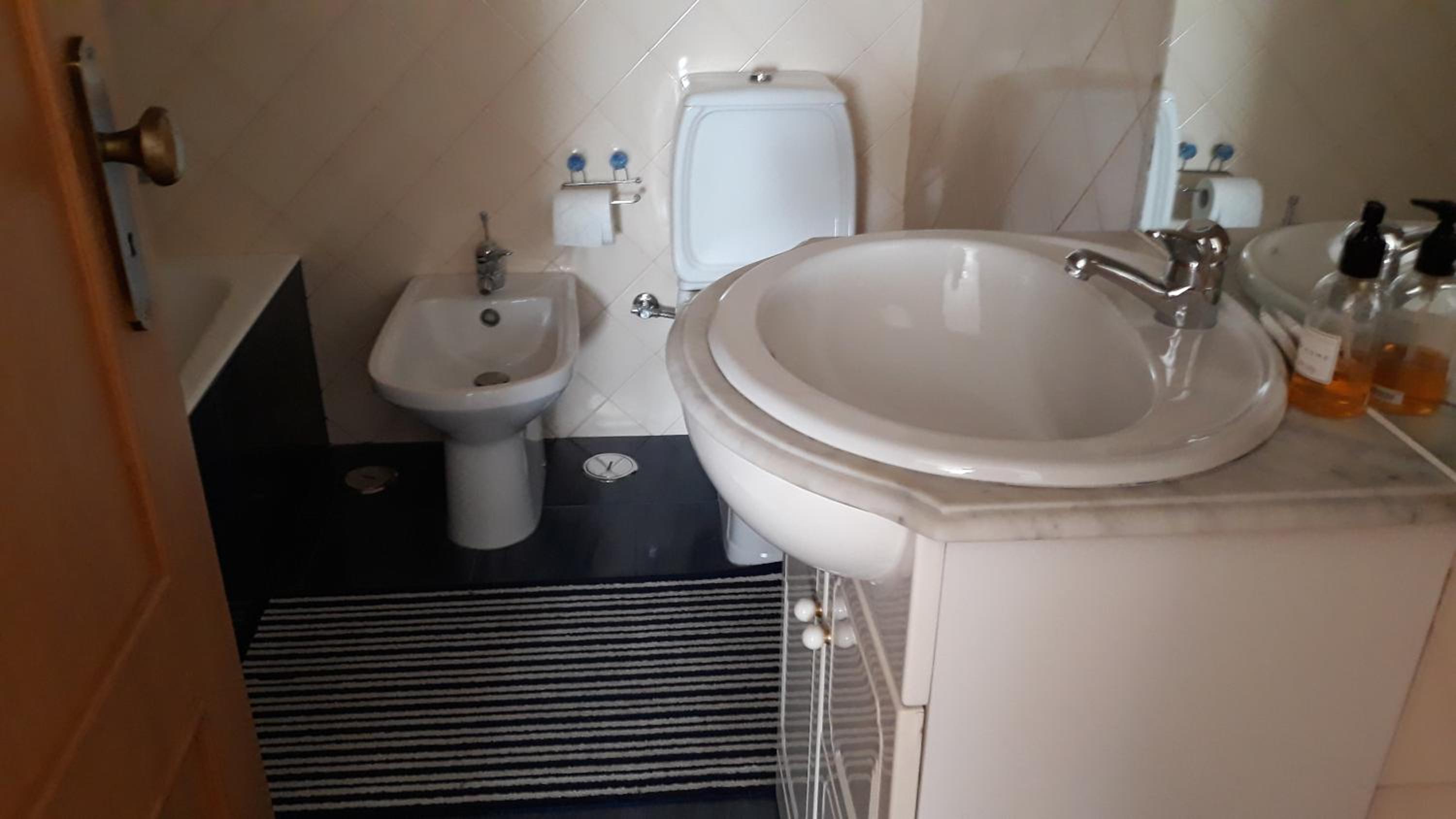 Apartment in Portela near the Airport view 2