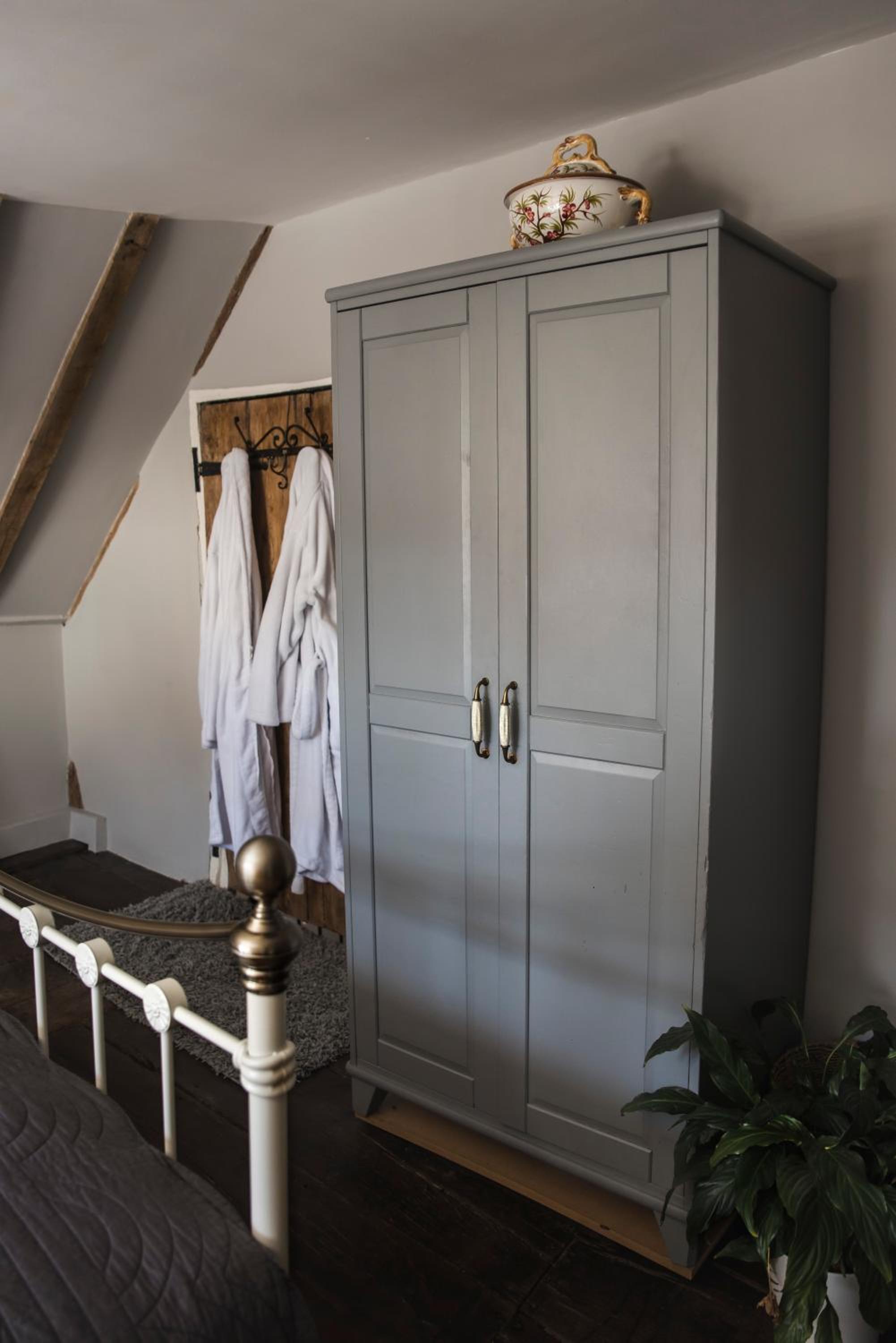The Jasmine Room