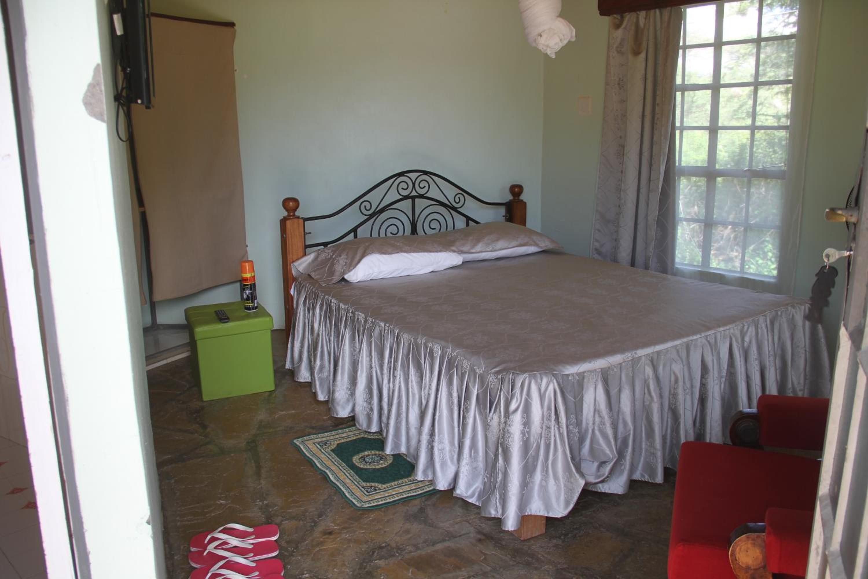 Photo 6
