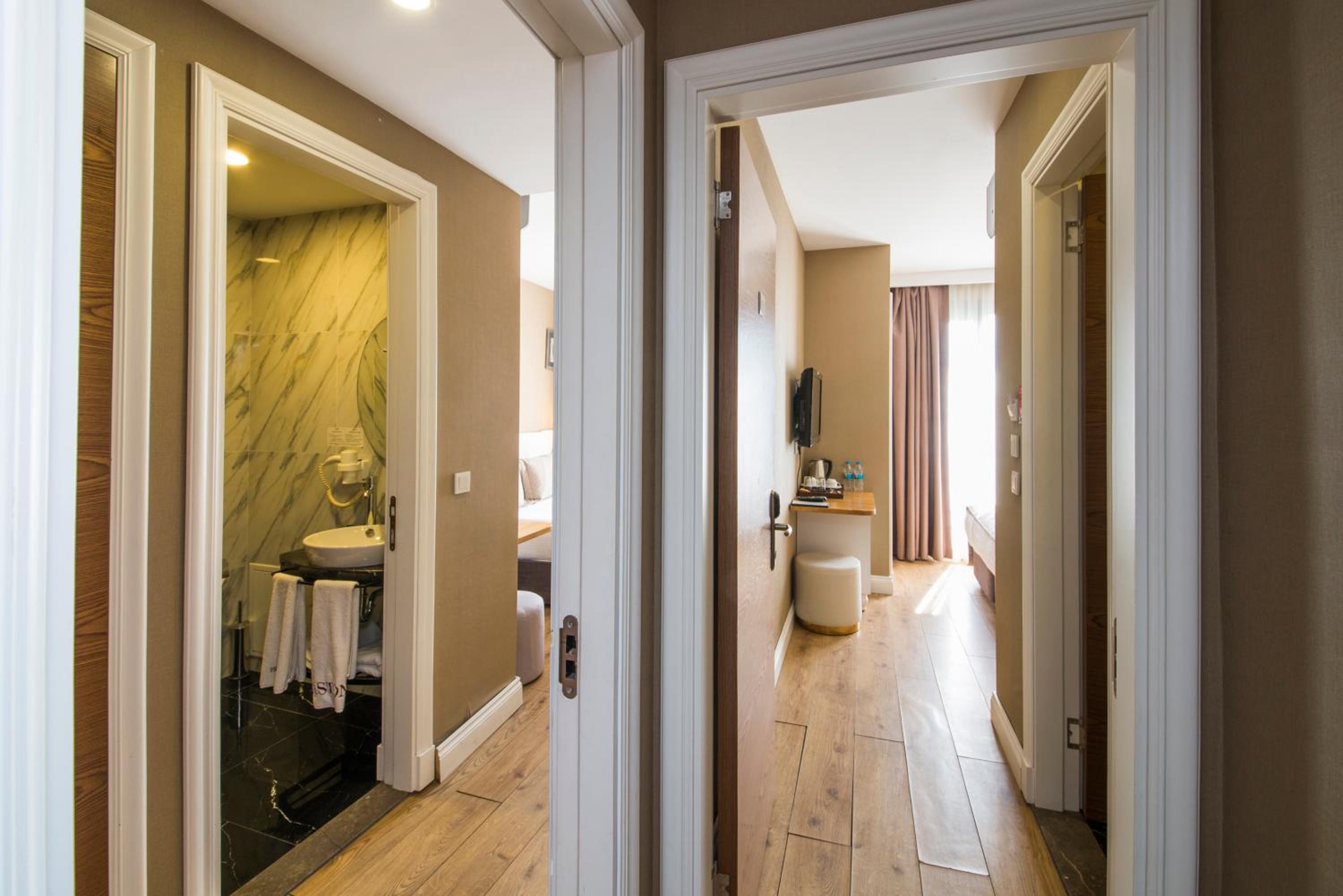 Aston Otel Taksim - Image 15