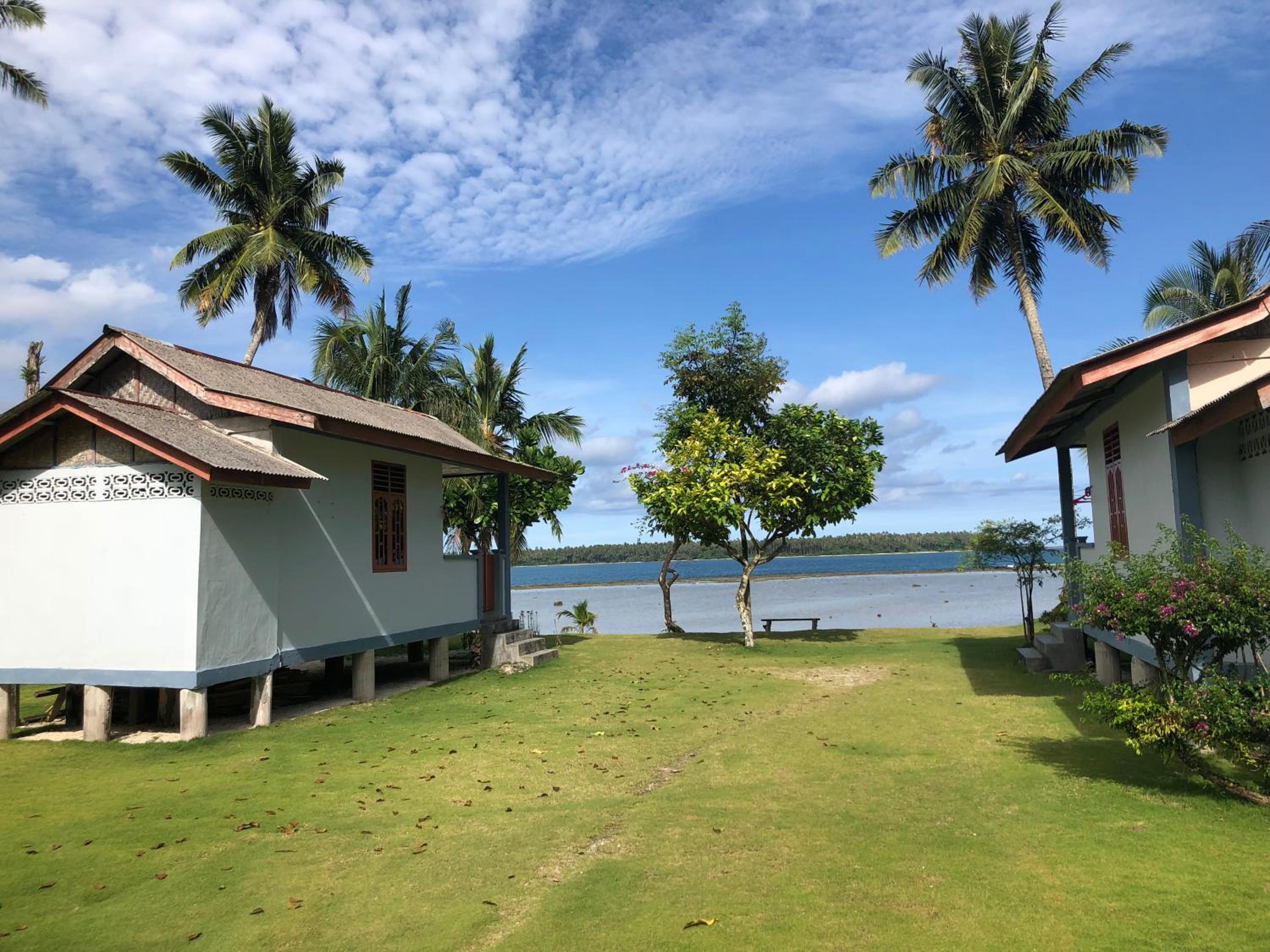 New Raya - Nias Beach Bungalows view 5