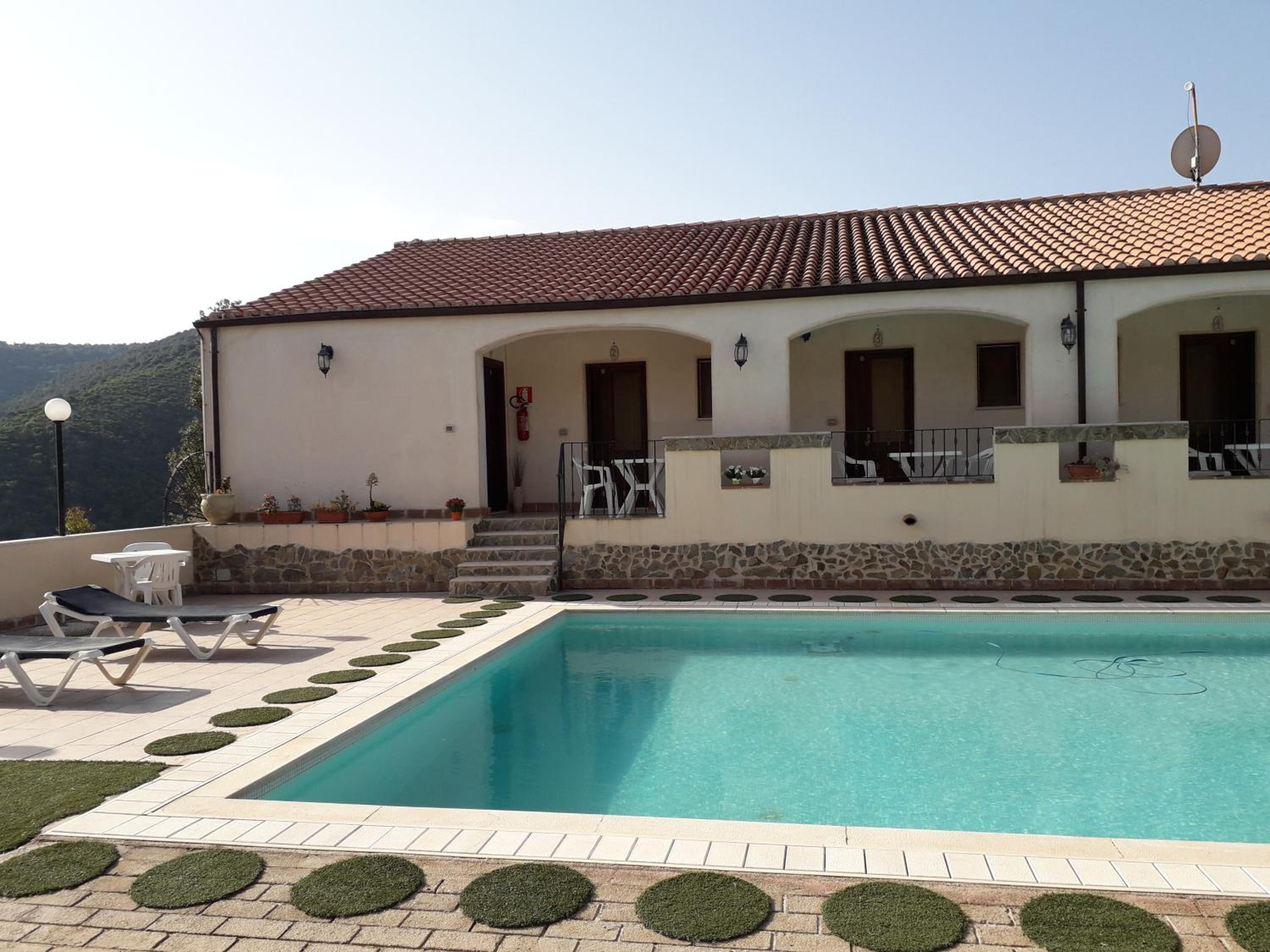 Hotel Valle del Cedrino - Image 1